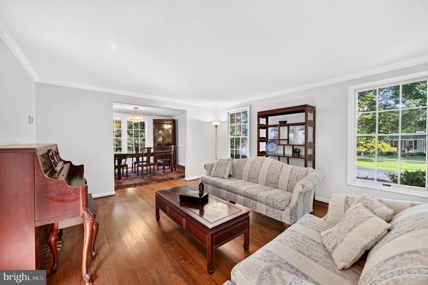 10211 Feaga Farm Ct W Property Photo 7