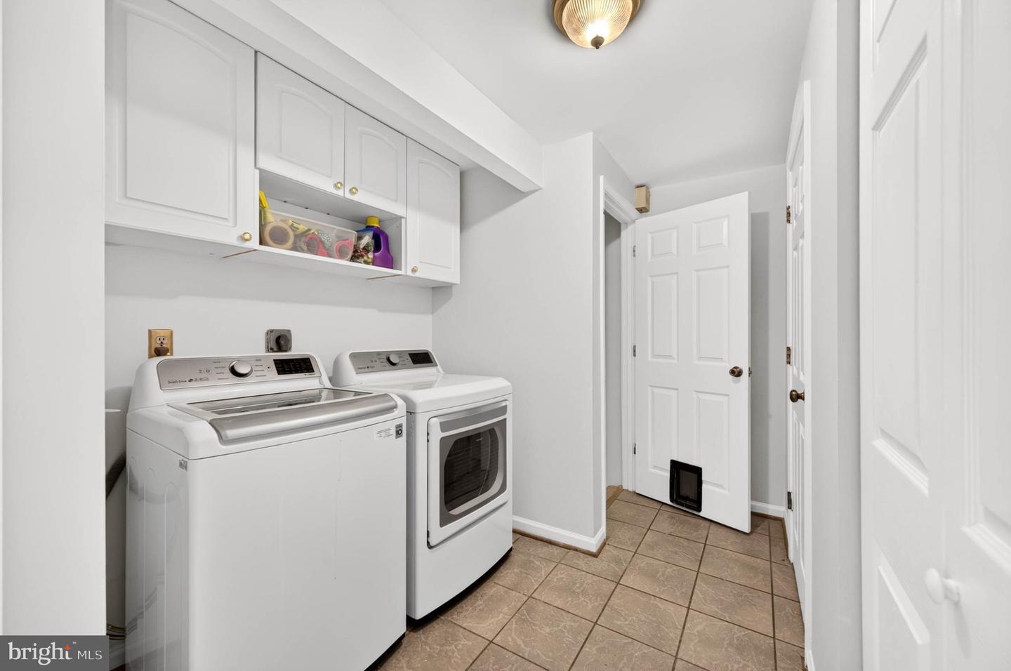 10211 Feaga Farm Ct W Property Photo 23