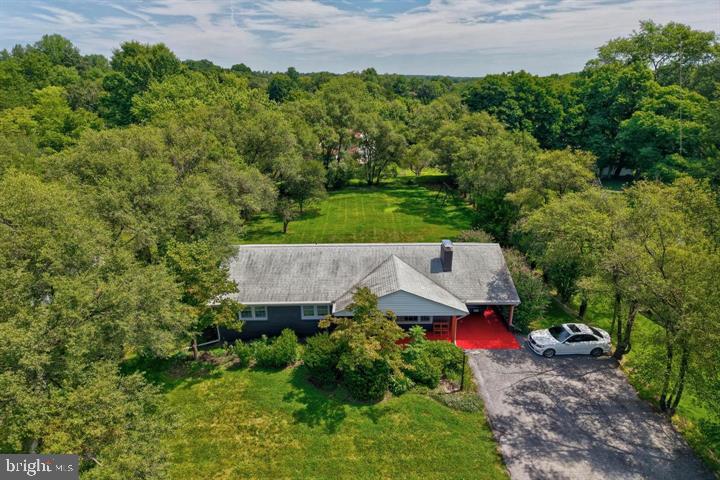 5521 MONTGOMERY RD Property Photo 1
