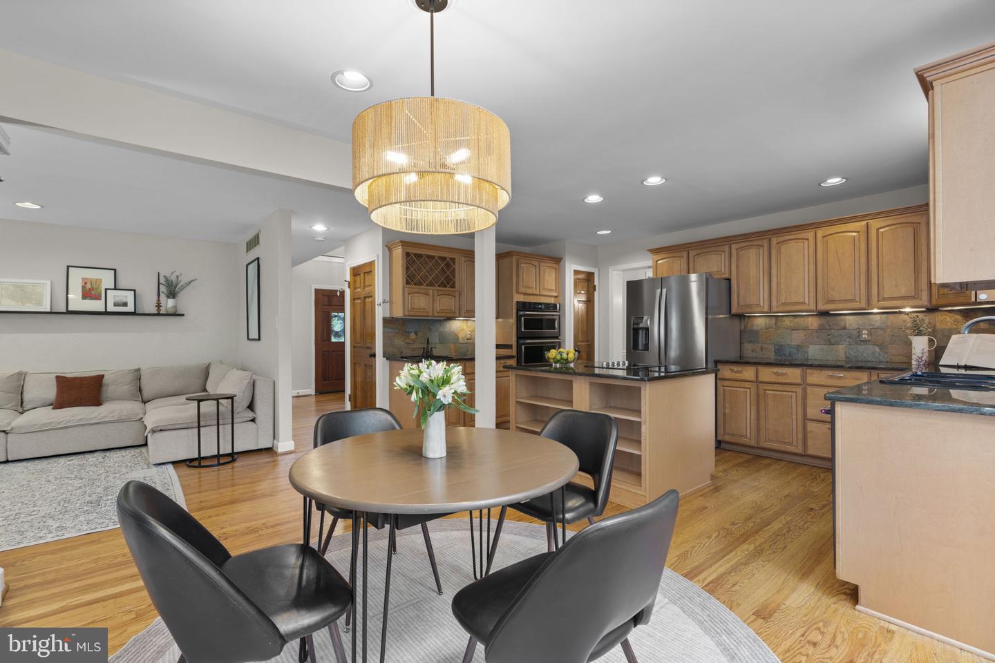 12110 Blue Flag Way Property Photo 4
