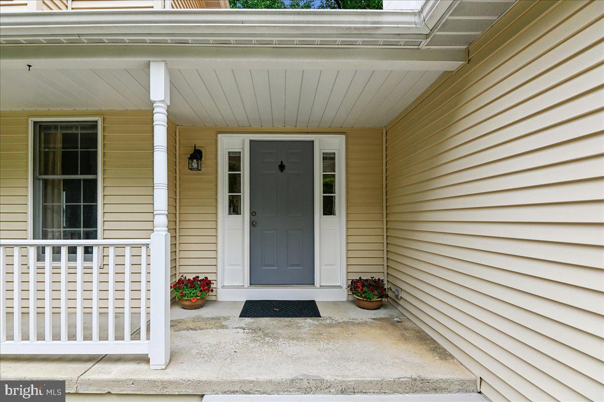 11806 Snow Patch Way Property Photo 5