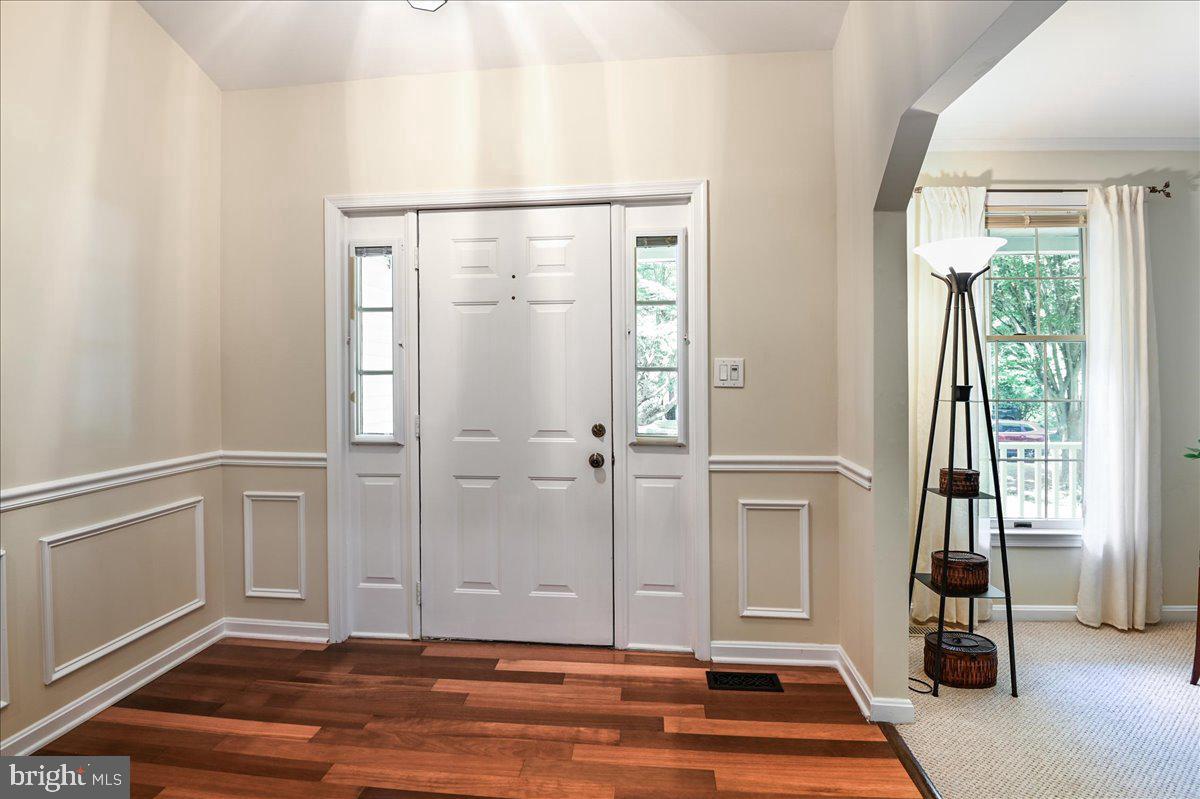 11806 Snow Patch Way Property Photo 6