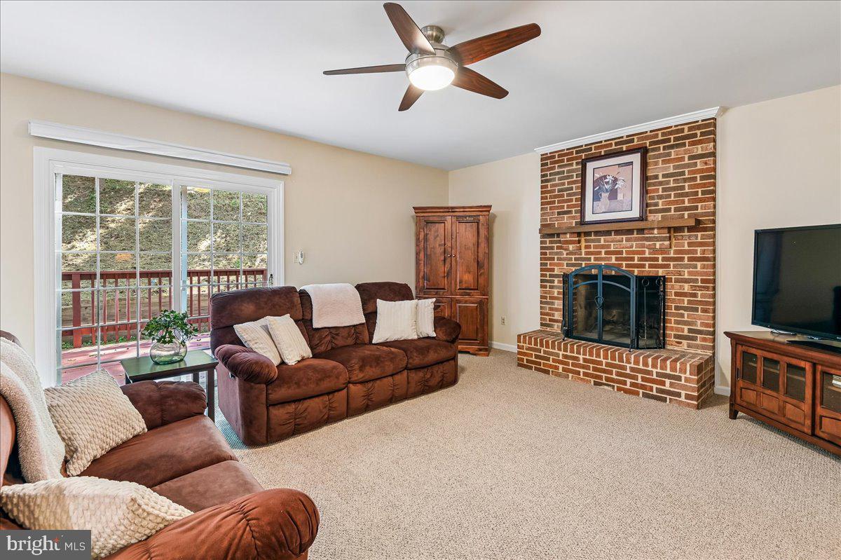 11806 Snow Patch Way Property Photo 25