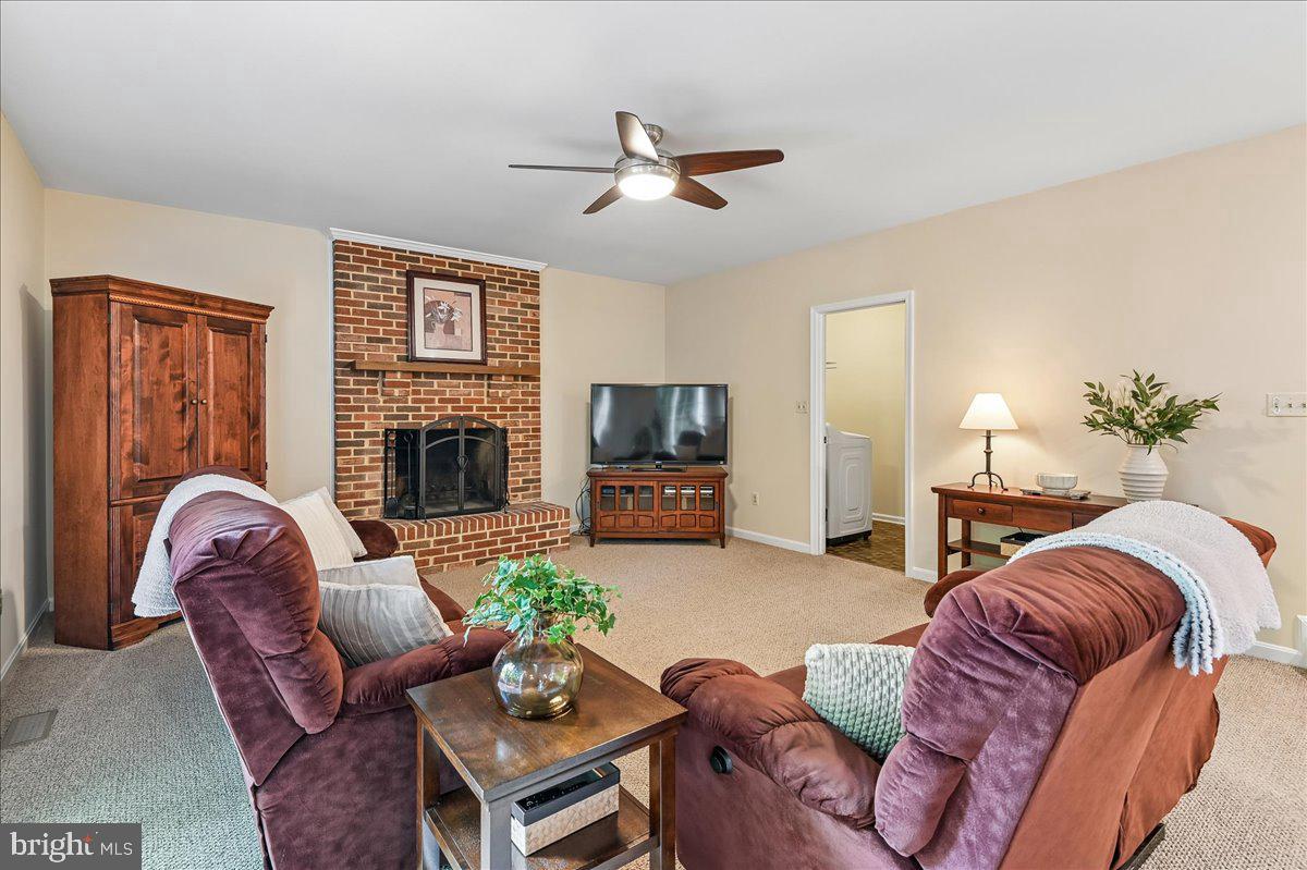 11806 Snow Patch Way Property Photo 26