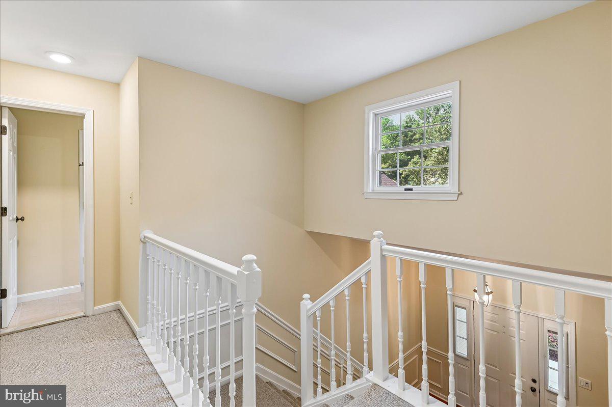 11806 Snow Patch Way Property Photo 32