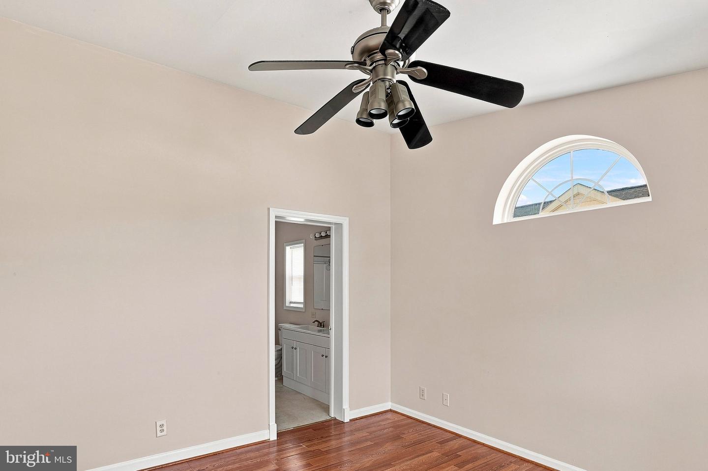 7661 Bluff Point Ln Property Photo 15