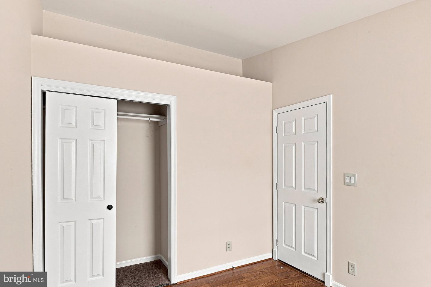 7661 Bluff Point Ln Property Photo 21