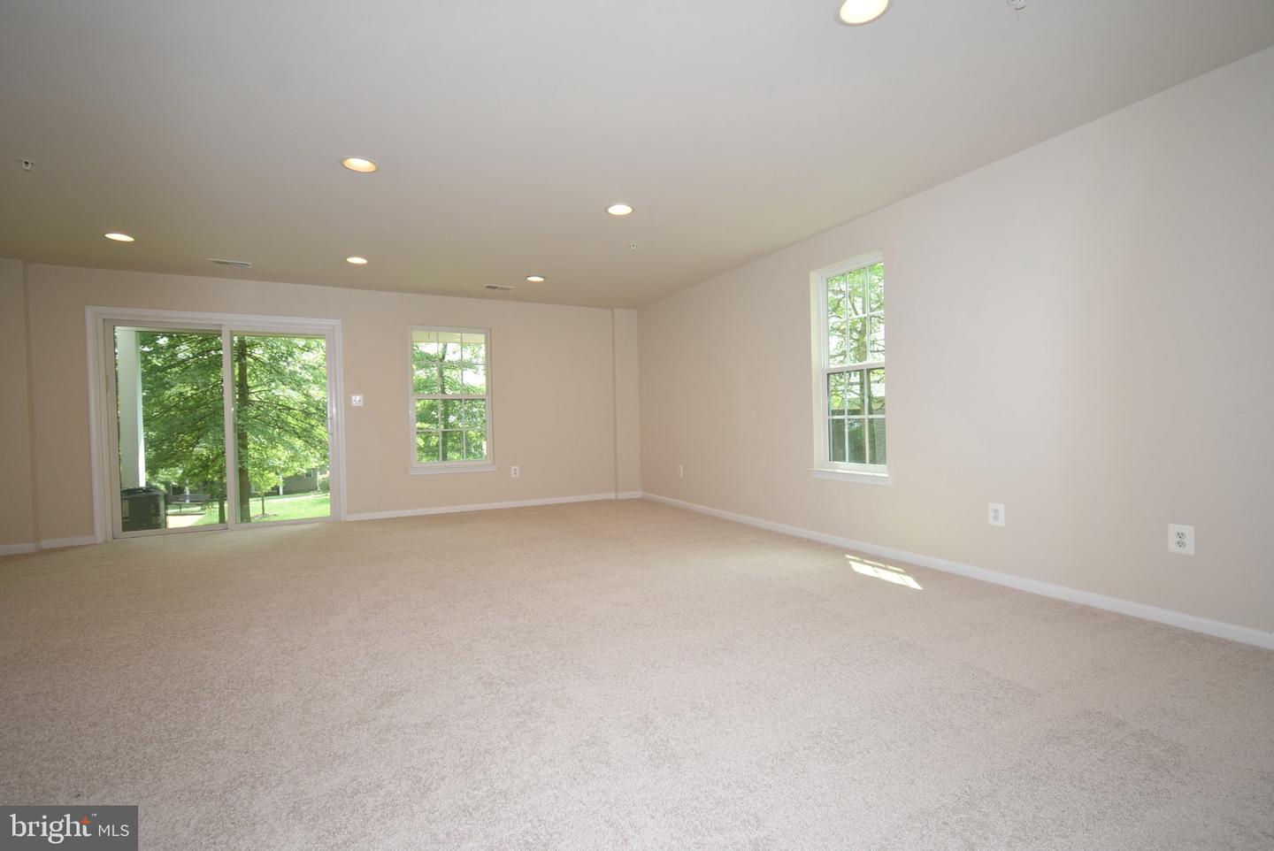 7323 Matchbox Aly Property Photo 14