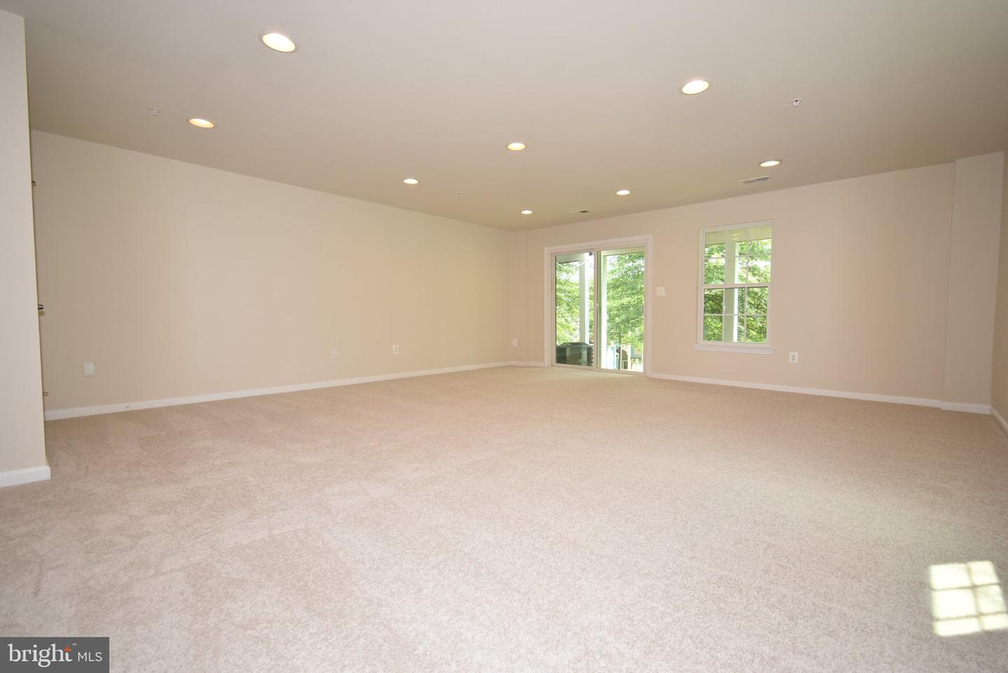 7323 Matchbox Aly Property Photo 15