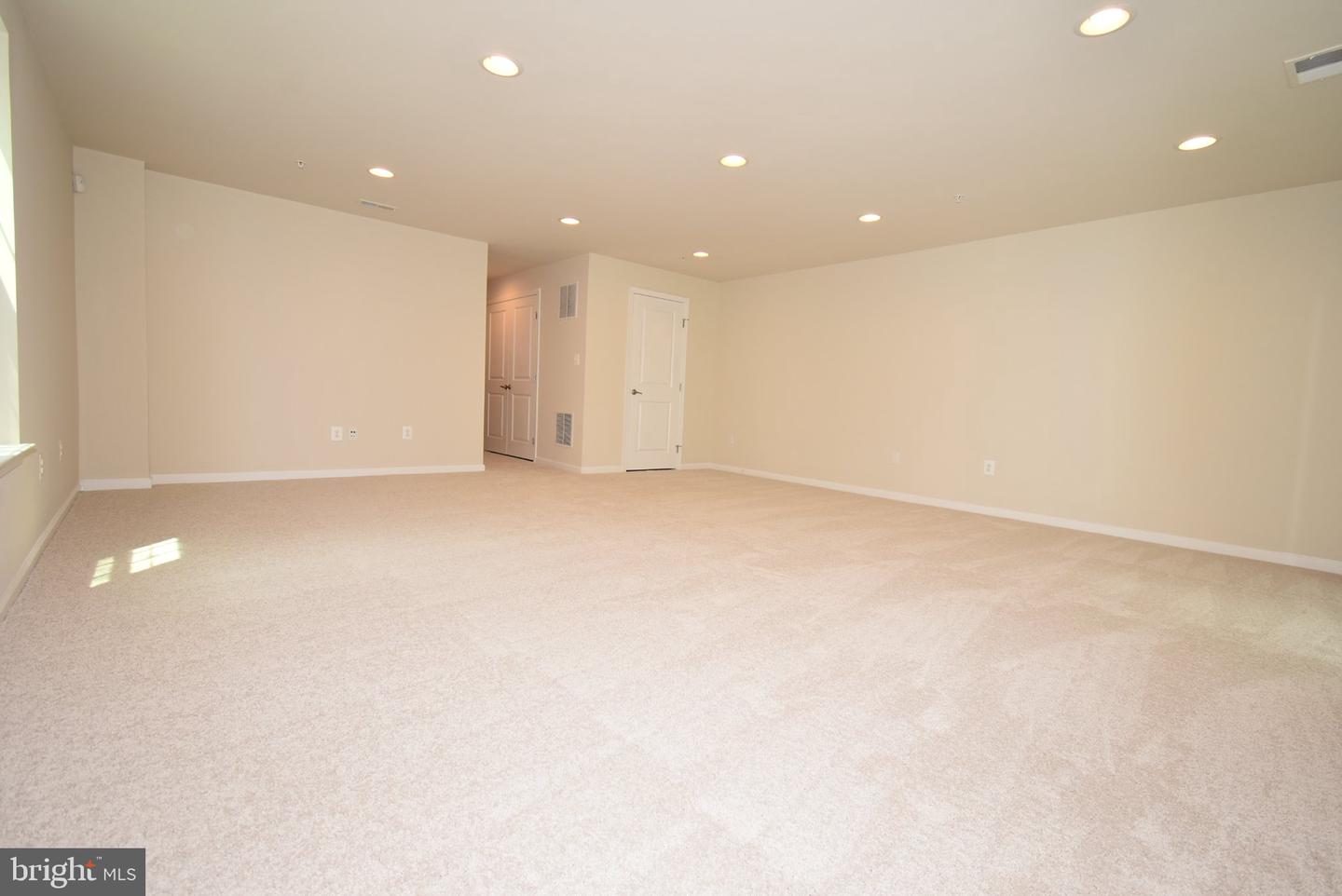 7323 Matchbox Aly Property Photo 16