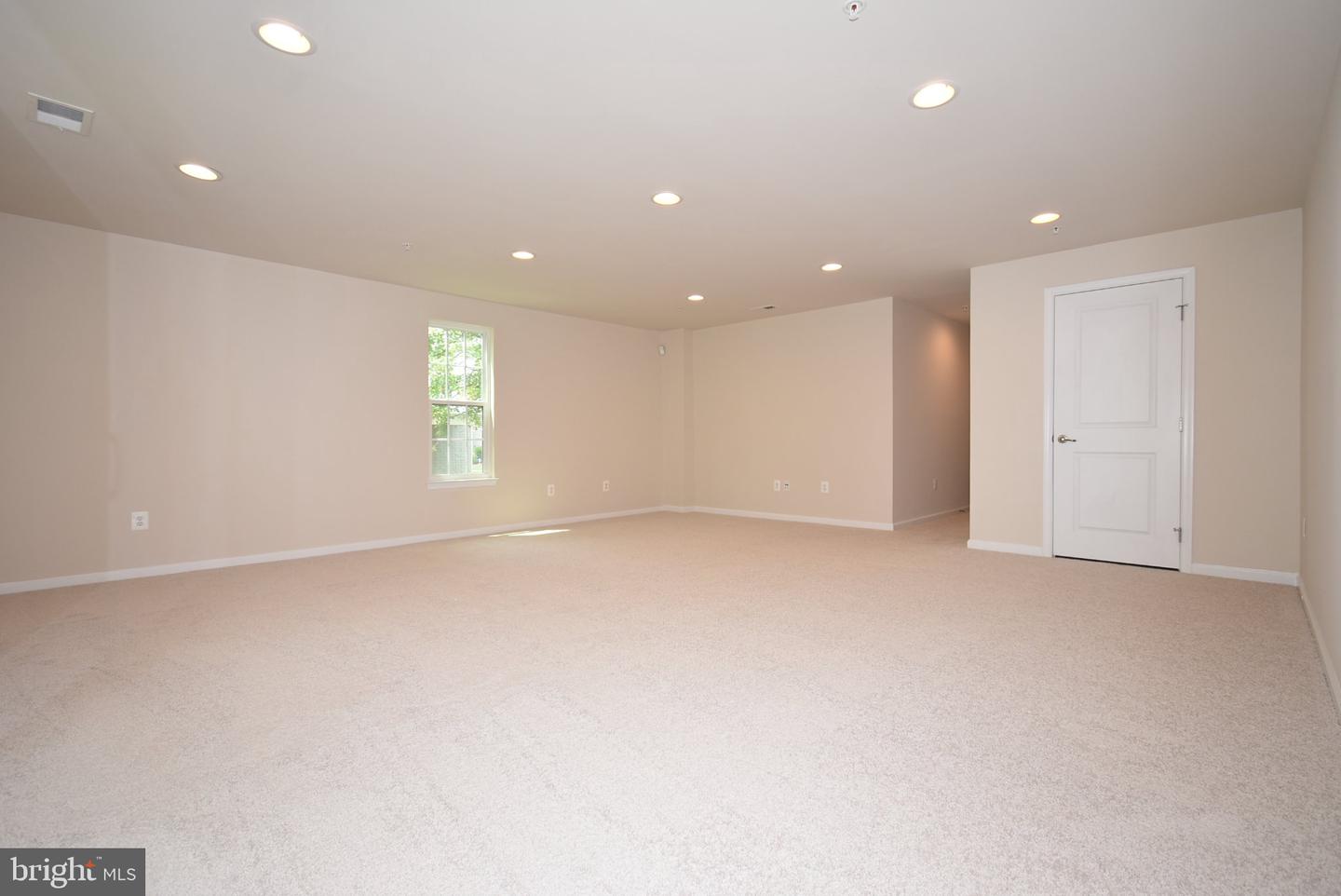 7323 Matchbox Aly Property Photo 17