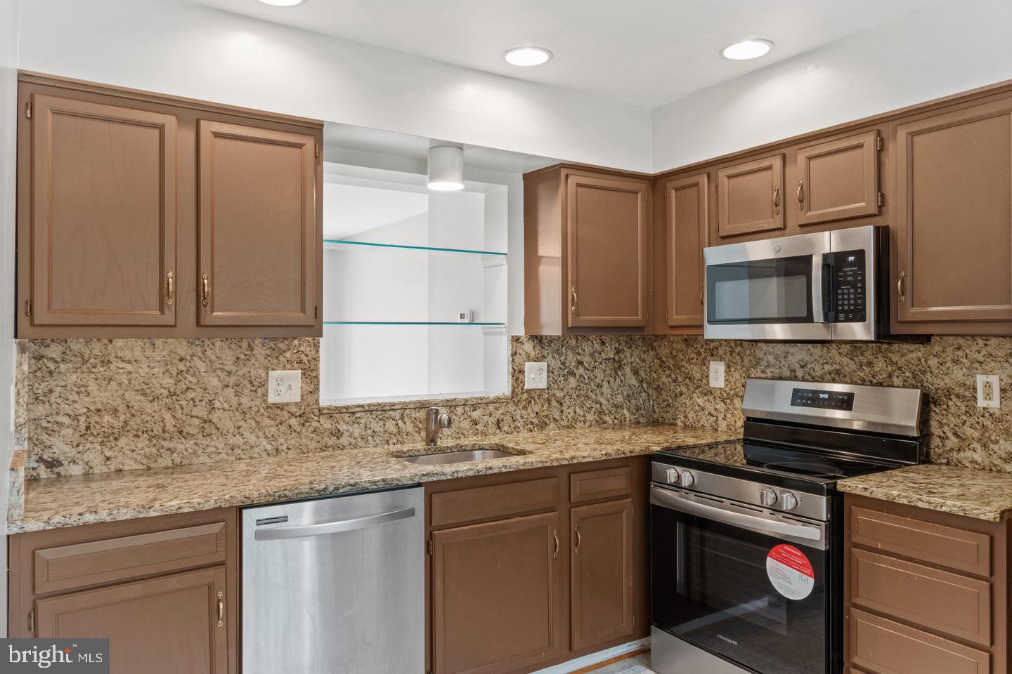 8604 John Ellicott Ct Property Photo 4