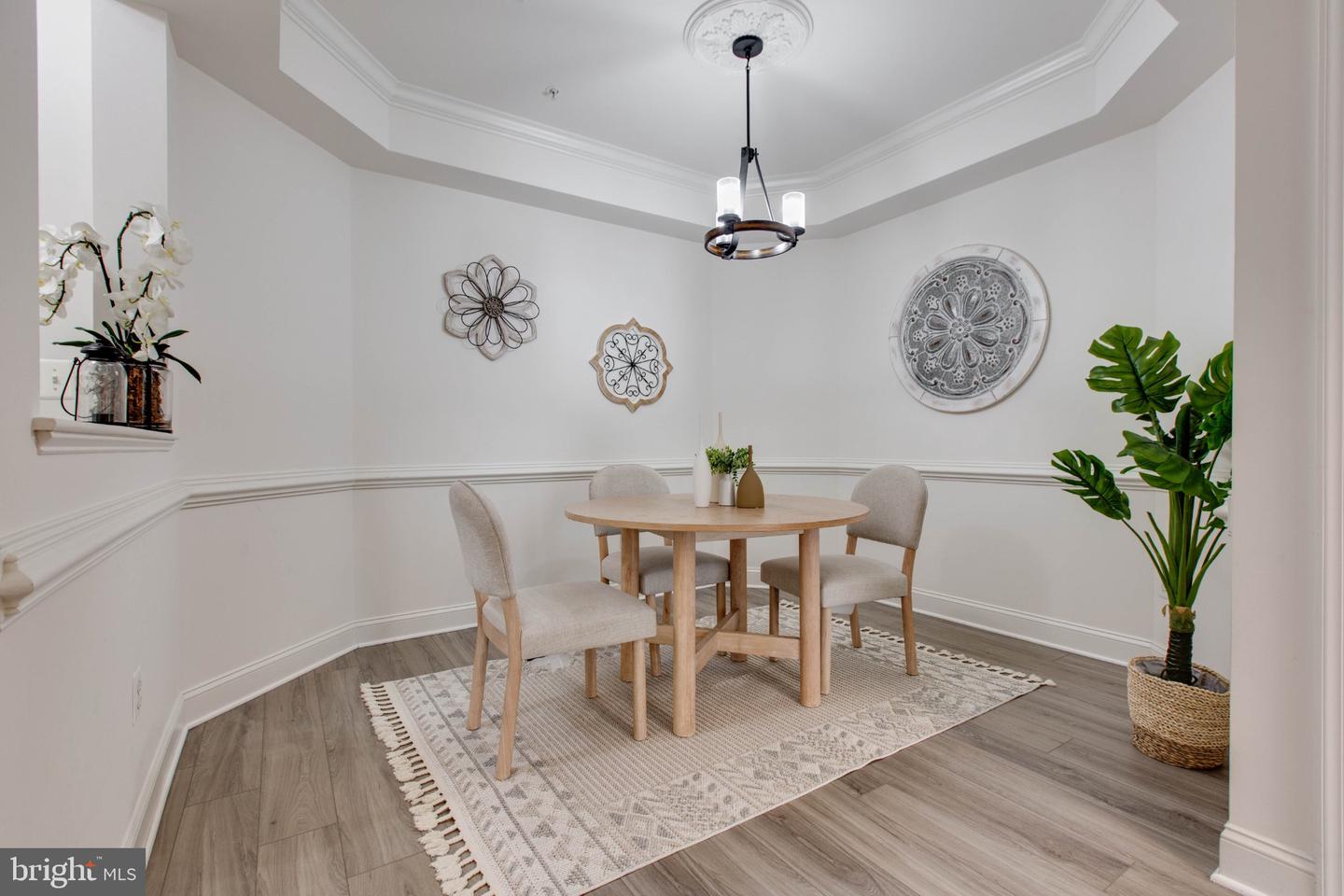 2111 Ganton Grn #e308 Property Photo 8