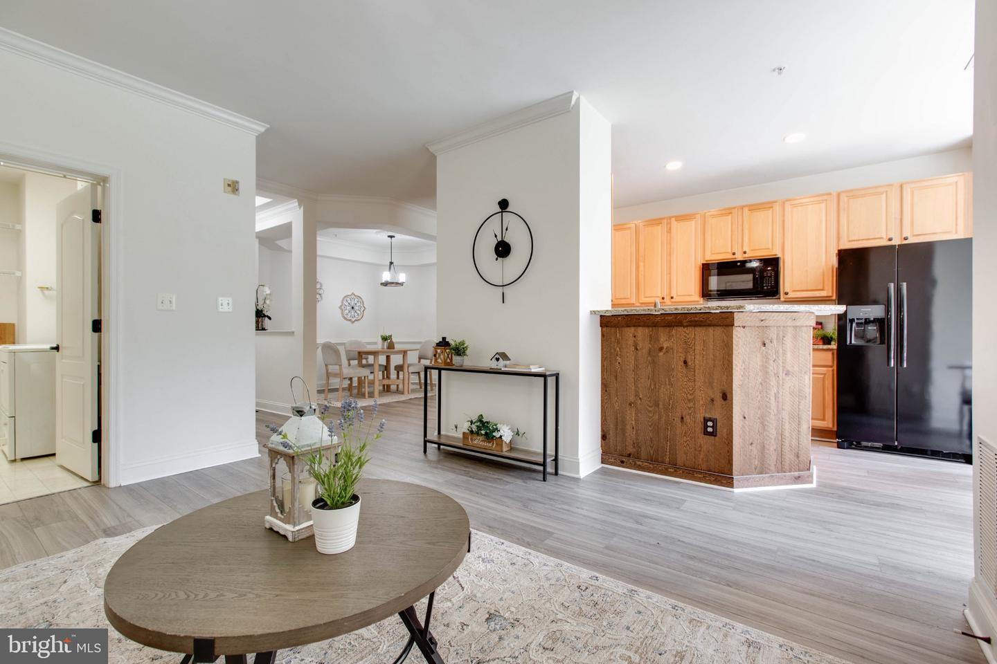 2111 Ganton Grn #e308 Property Photo 13