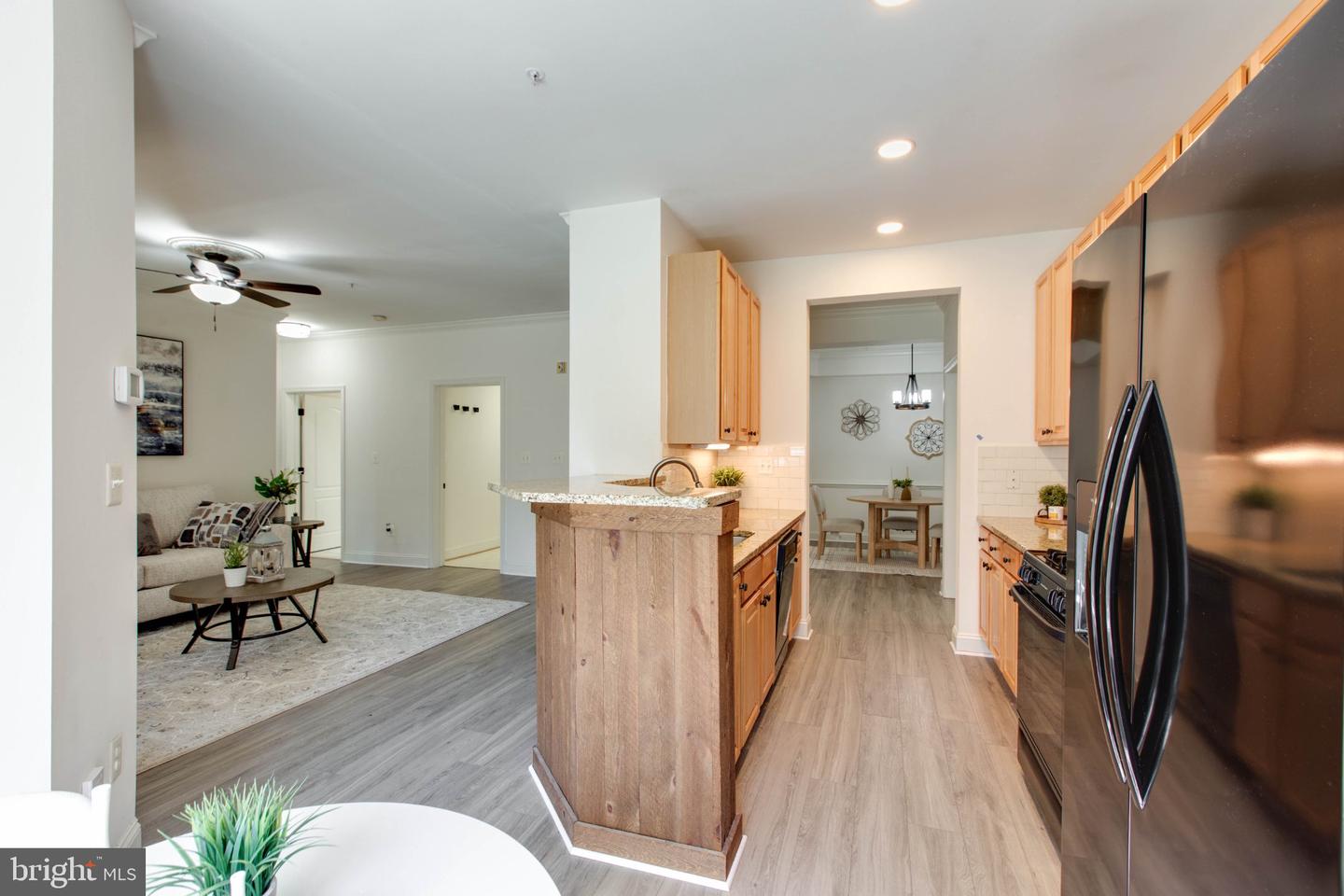 2111 Ganton Grn #e308 Property Photo 17
