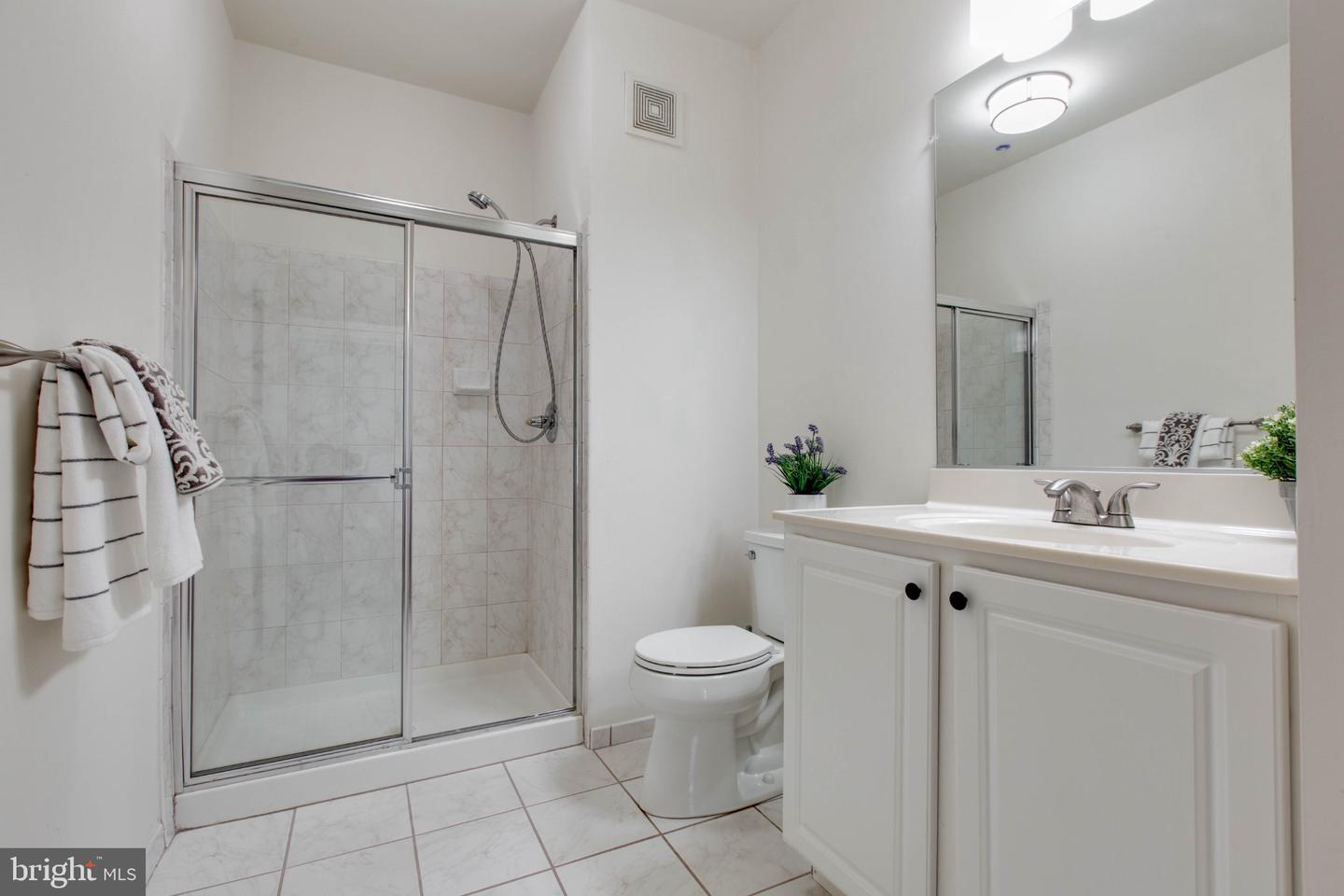 2111 Ganton Grn #e308 Property Photo 29