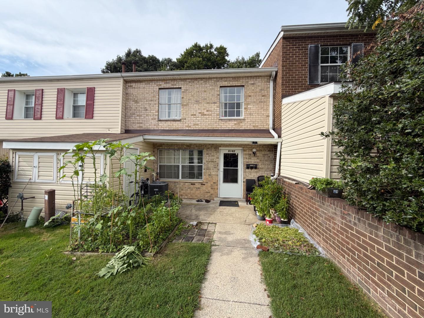9160 HITCHING POST LN #D Property Photo 1