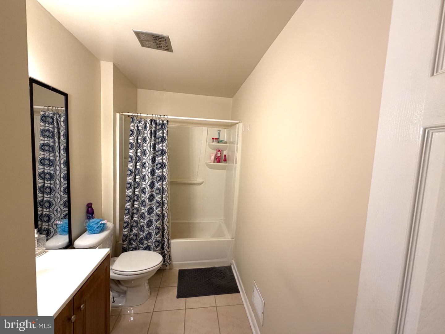 9160 Hitching Post Ln #d Property Photo 11