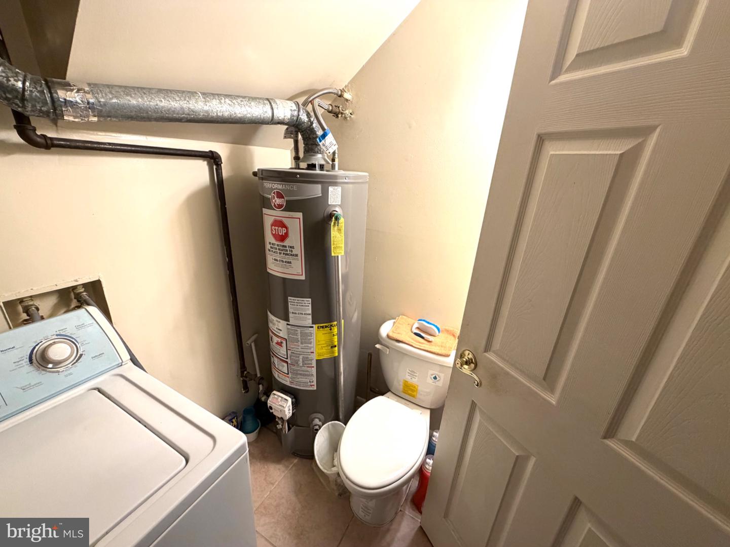 9160 Hitching Post Ln #d Property Photo 13