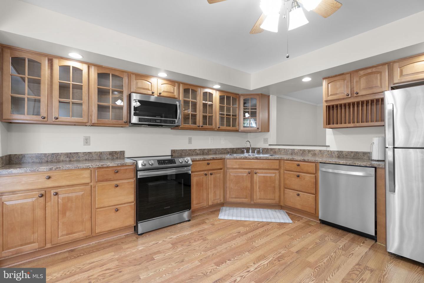 8710 Birkenhead Ct Property Photo 10