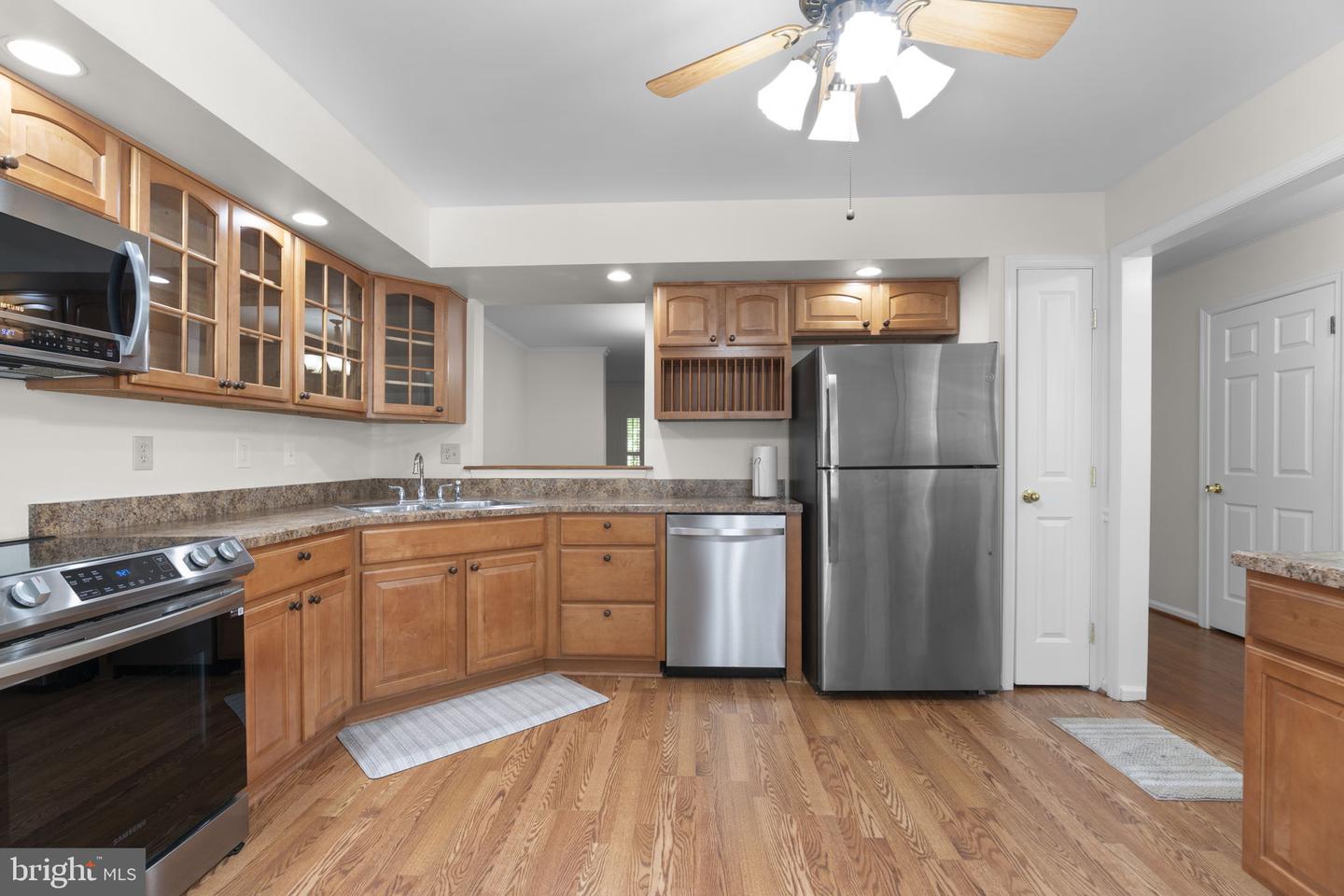 8710 Birkenhead Ct Property Photo 11