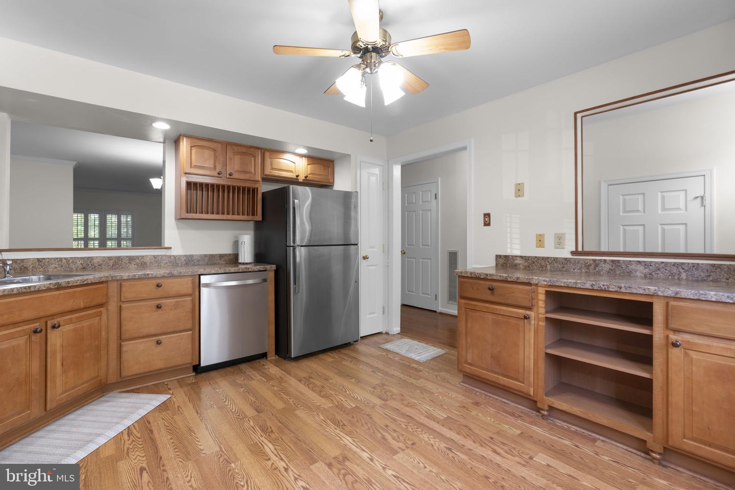 8710 Birkenhead Ct Property Photo 13