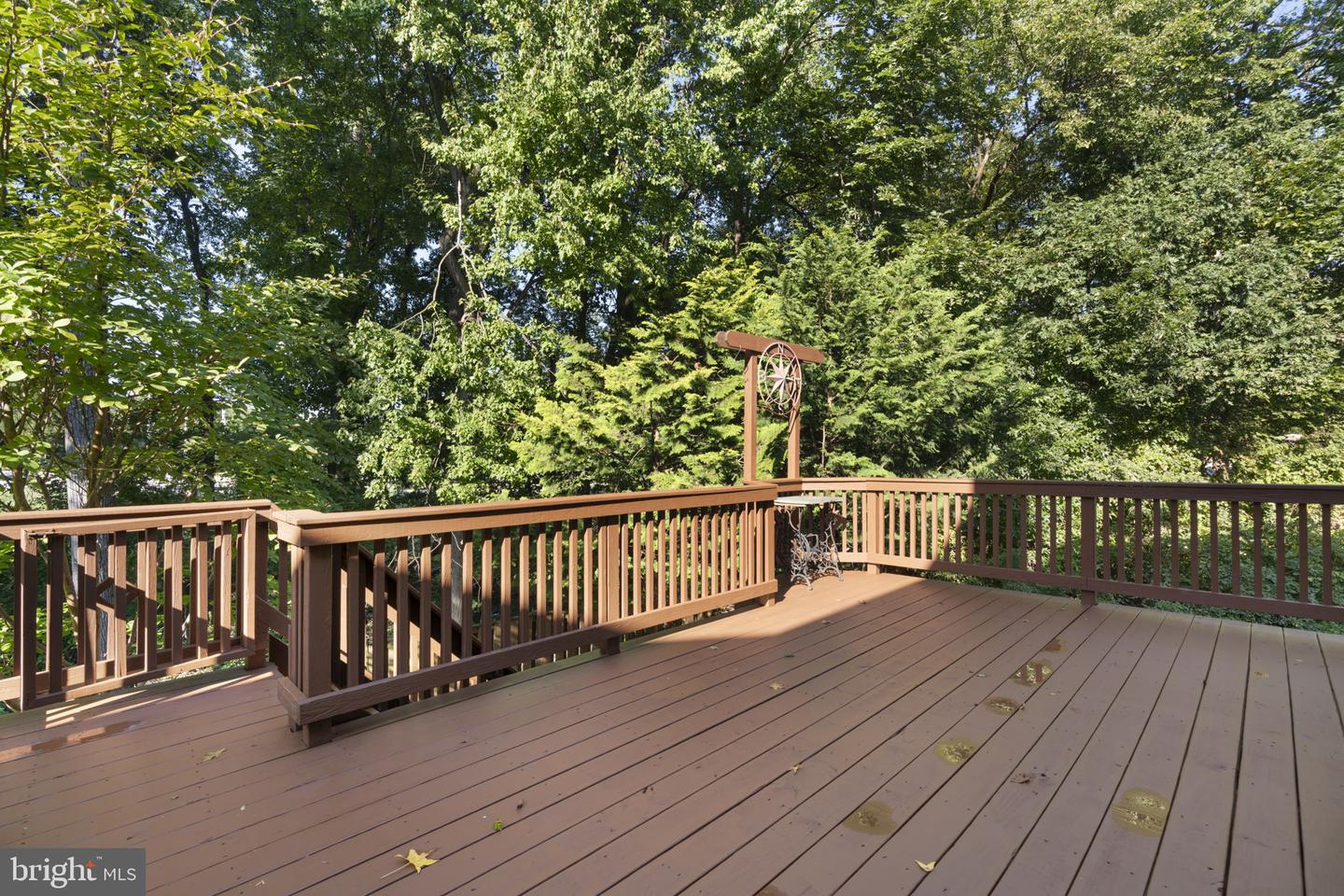8710 Birkenhead Ct Property Photo 17