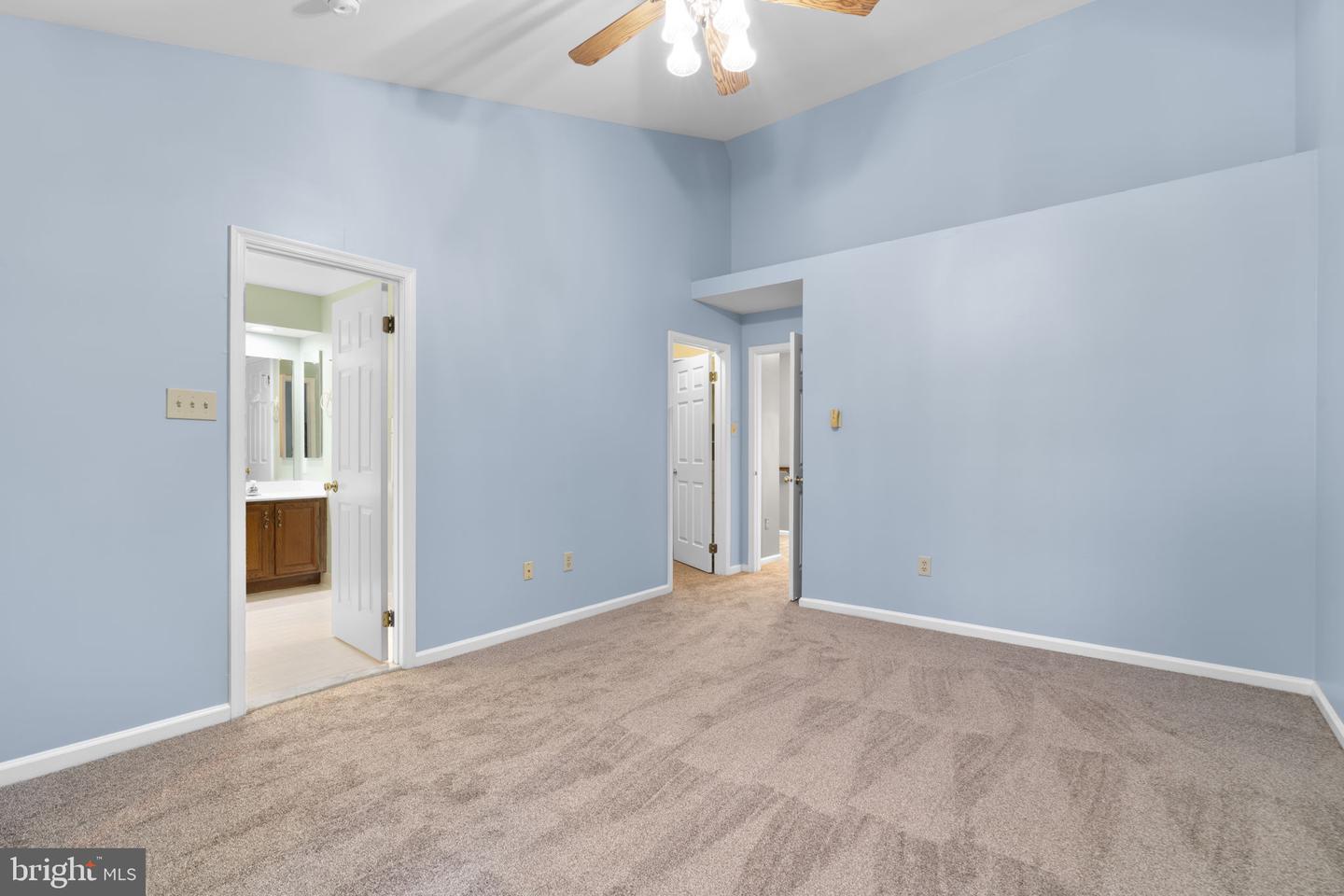 8710 Birkenhead Ct Property Photo 21