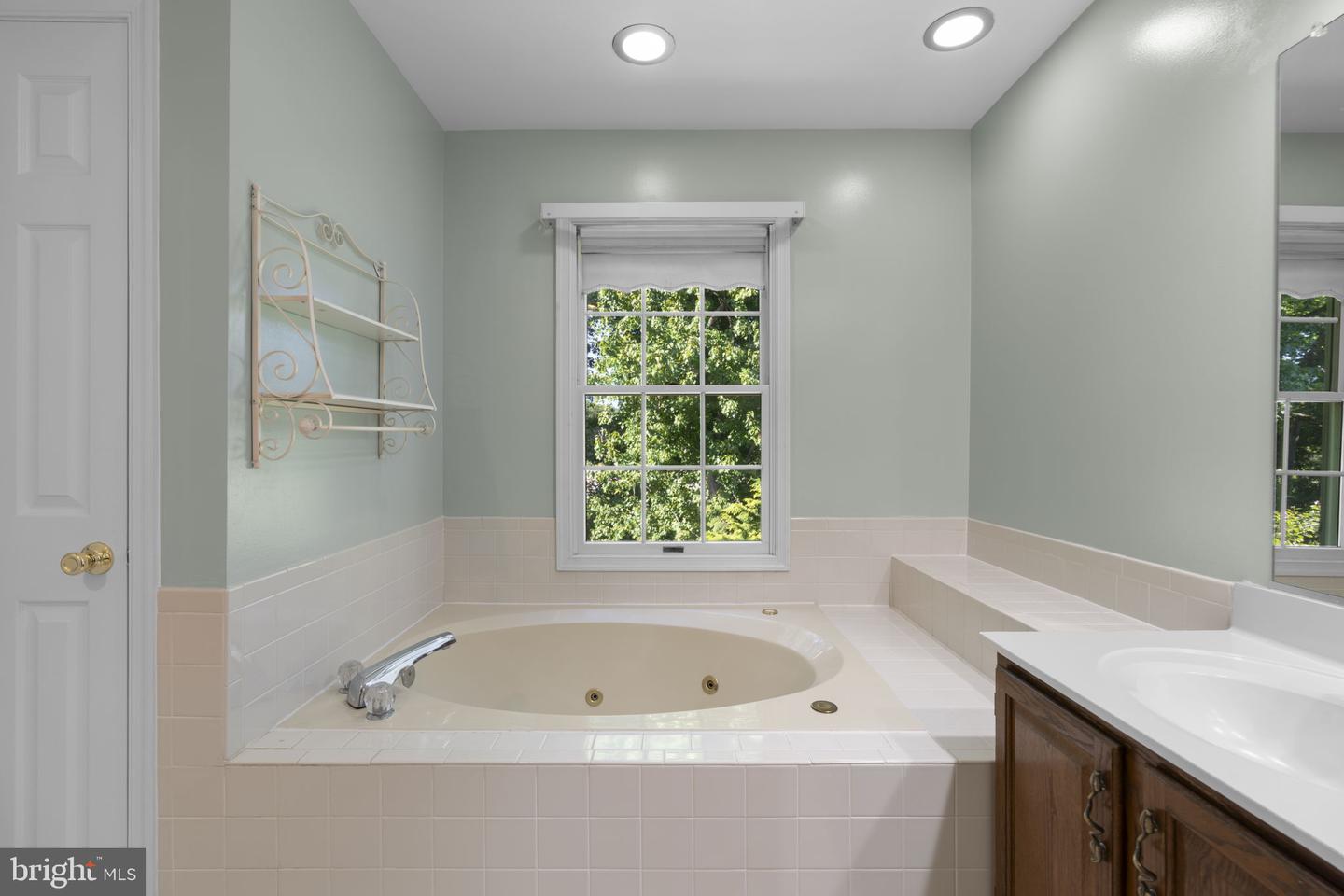 8710 Birkenhead Ct Property Photo 25
