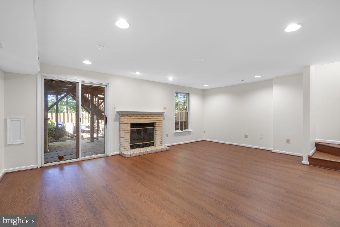 8710 Birkenhead Ct Property Photo 35