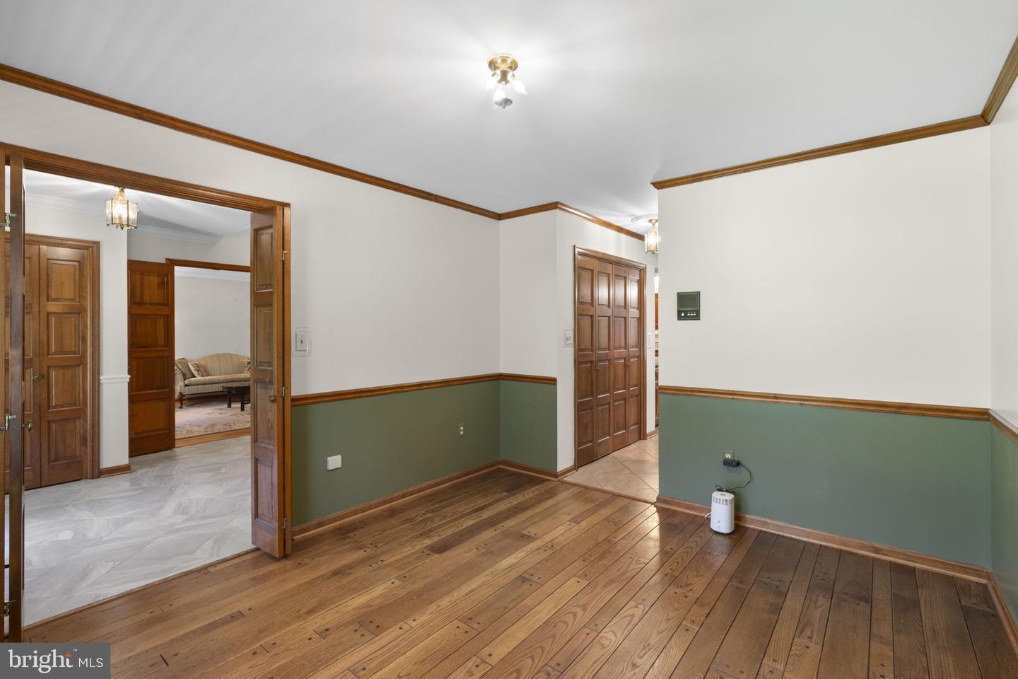 9030 Furrow Ave Property Photo 22