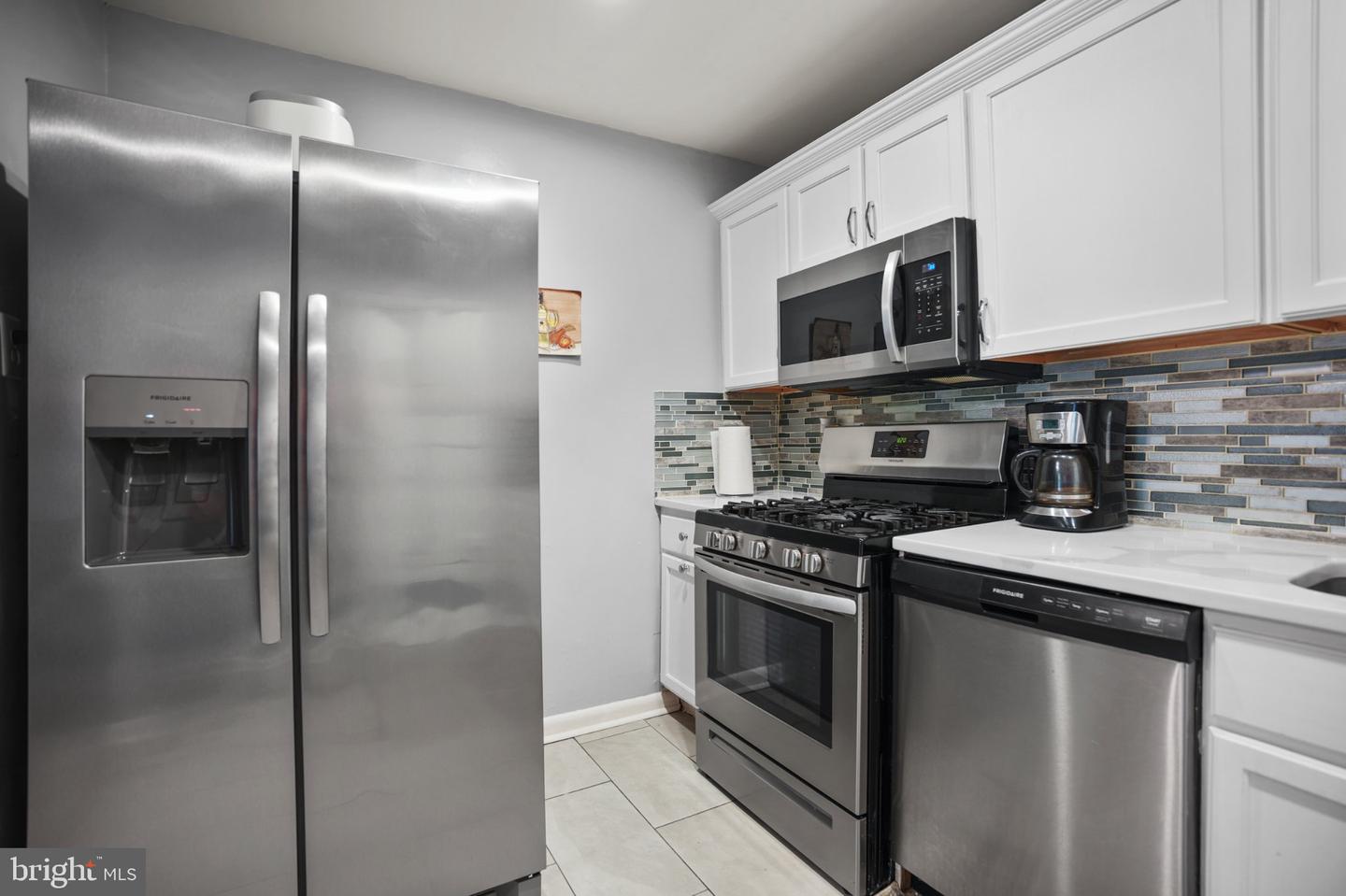 9240 Bridle Path Ln #g Property Photo 10