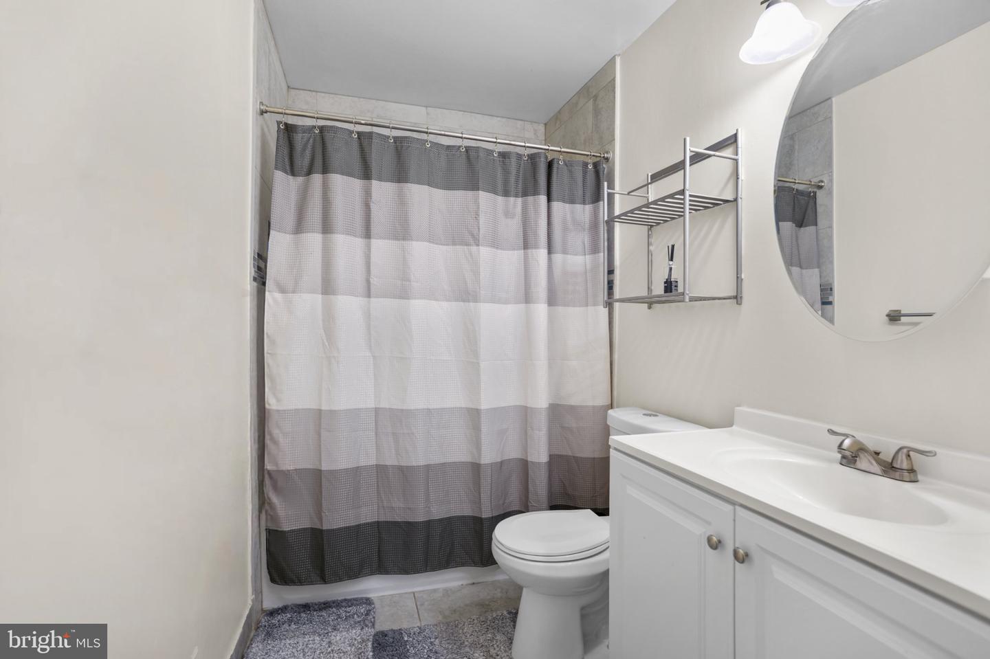 9240 Bridle Path Ln #g Property Photo 18