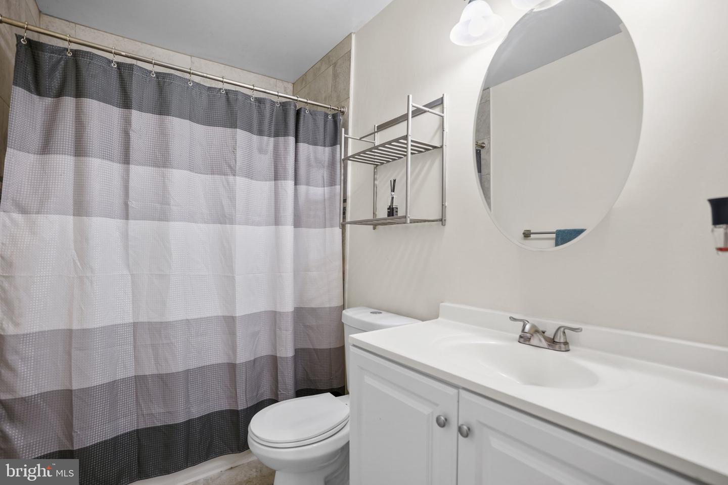 9240 Bridle Path Ln #g Property Photo 20