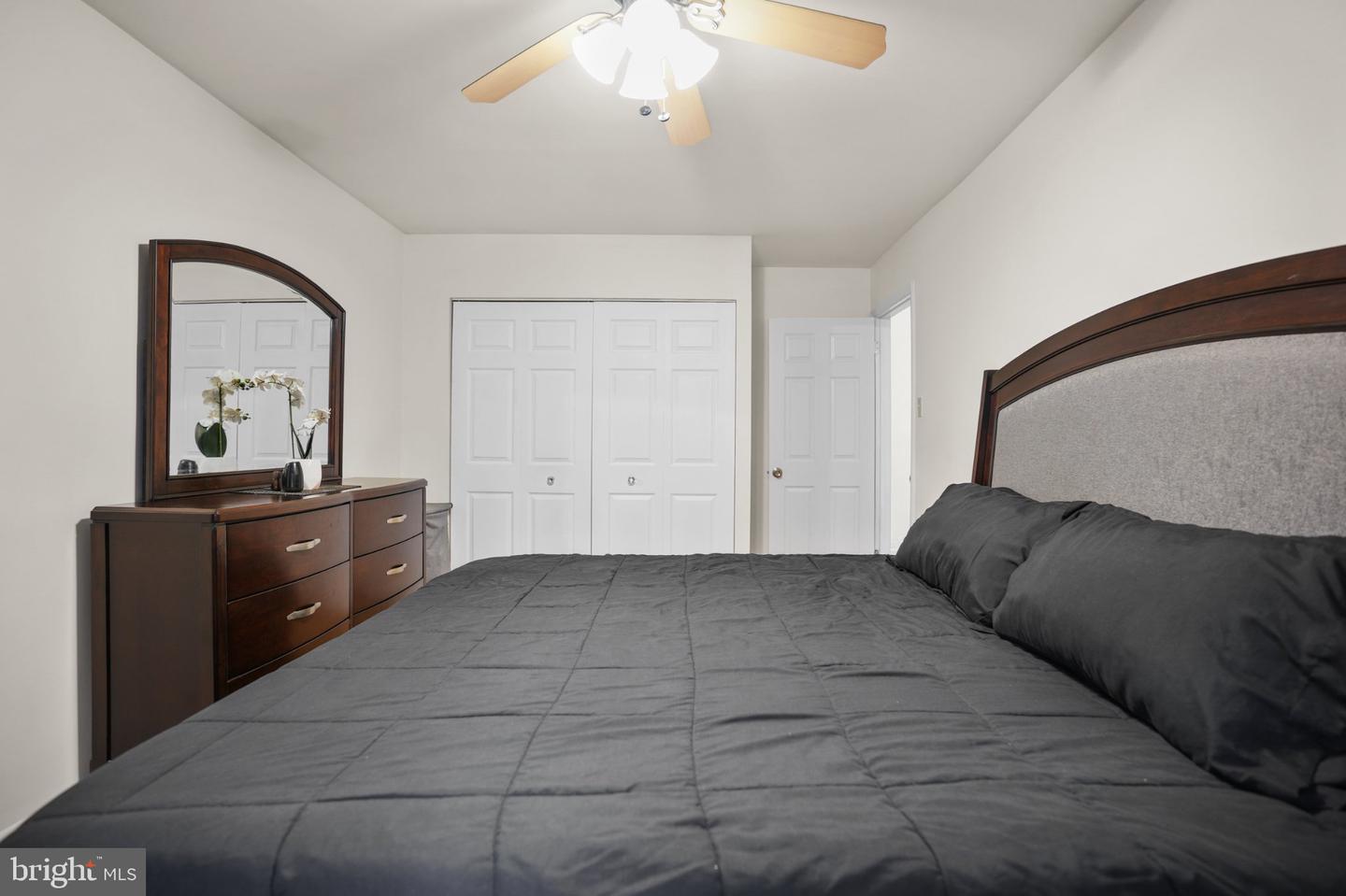 9240 Bridle Path Ln #g Property Photo 22