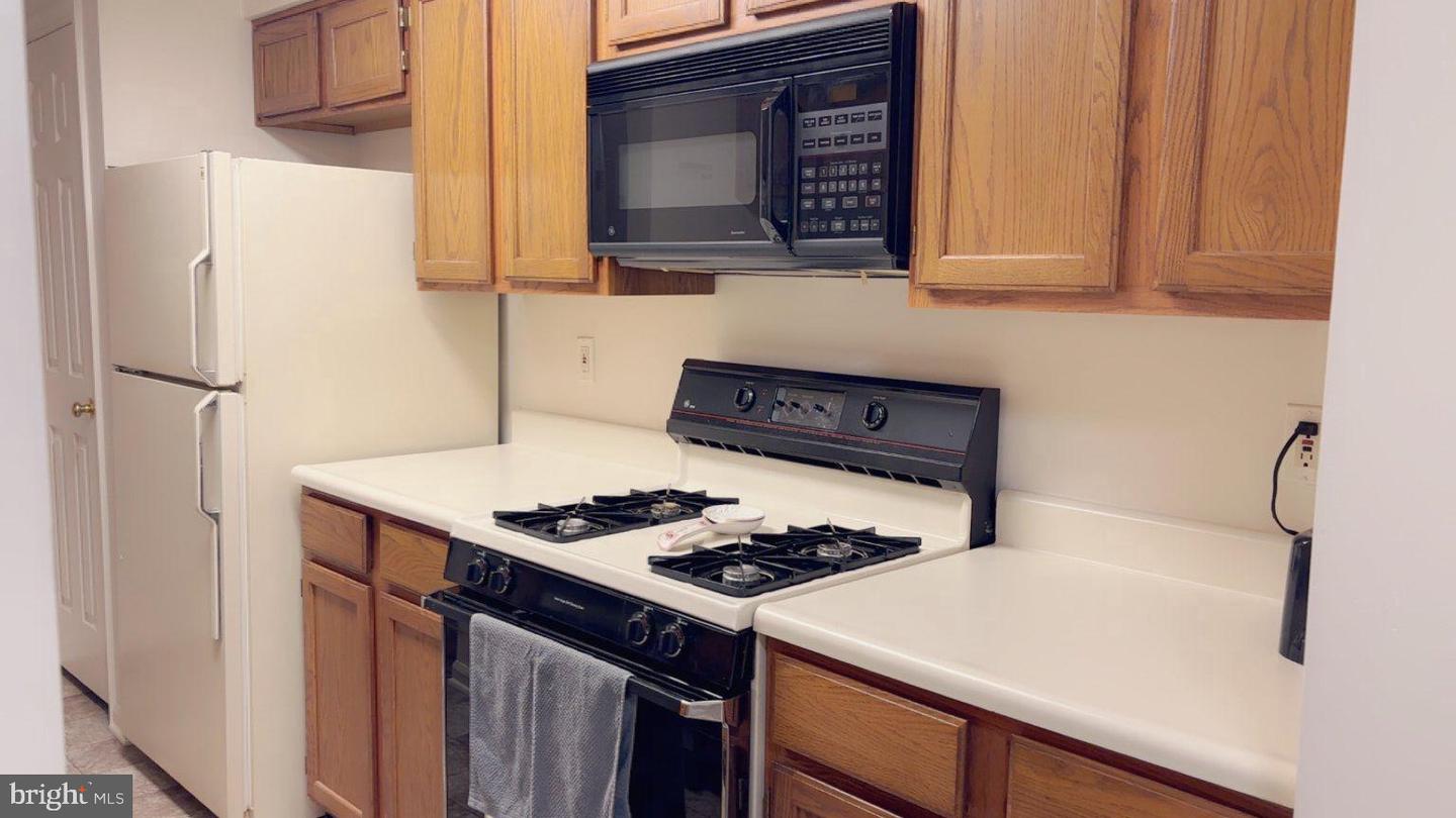 6320 Bayberry Ct #903 Property Photo 14