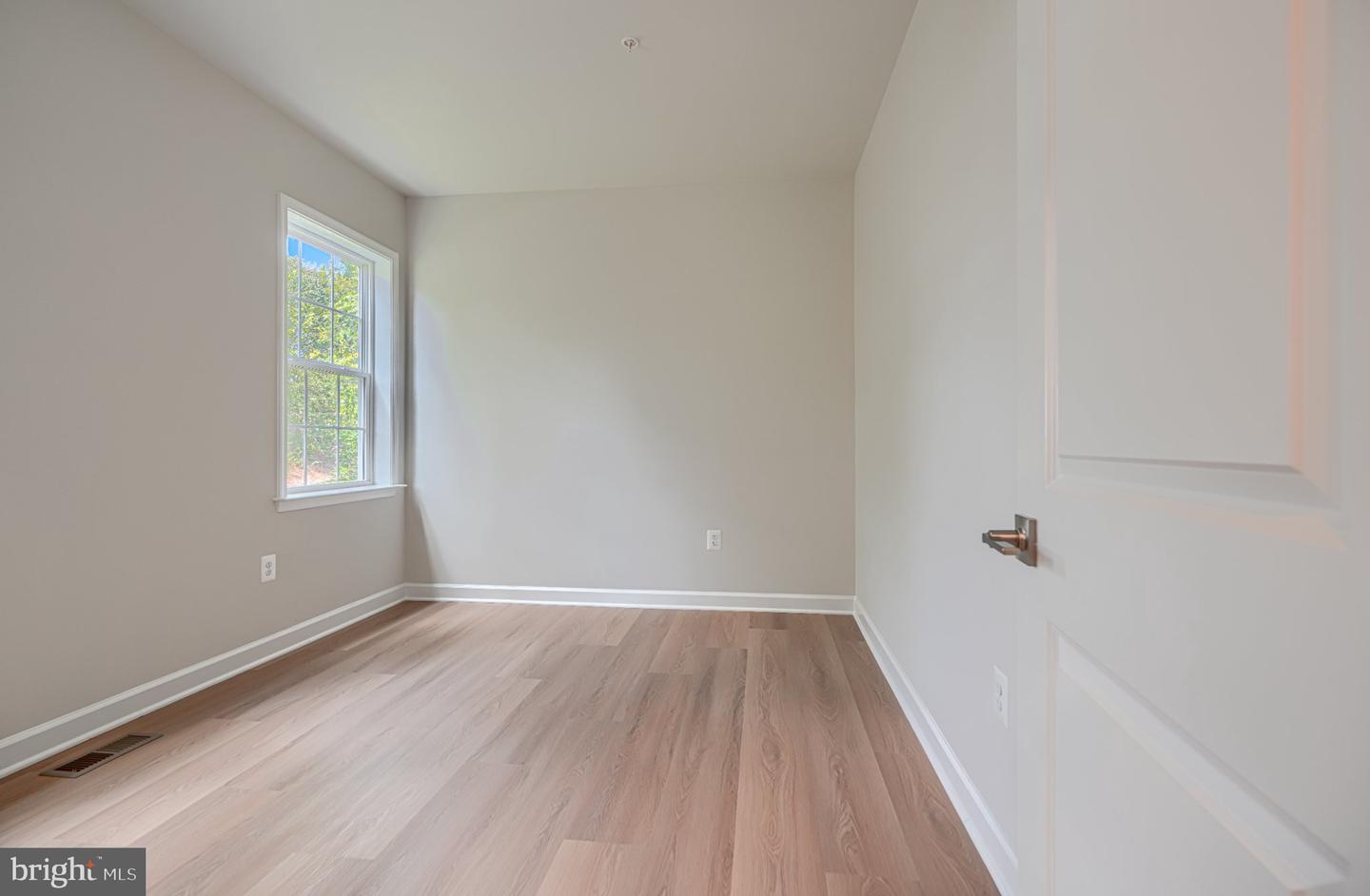 6060 Florey Rd Property Photo 13