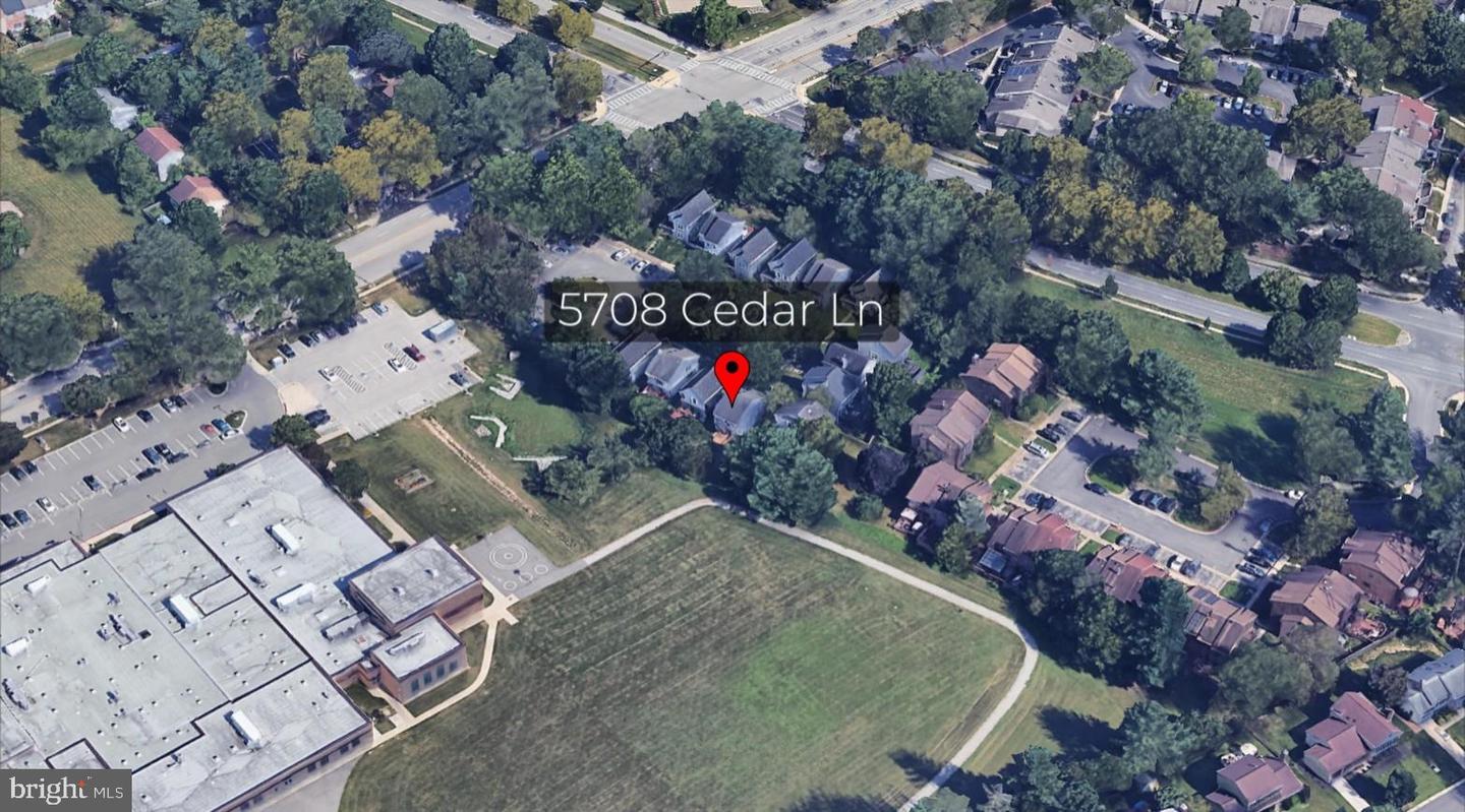 5708 Cedar Ln Property Photo 2