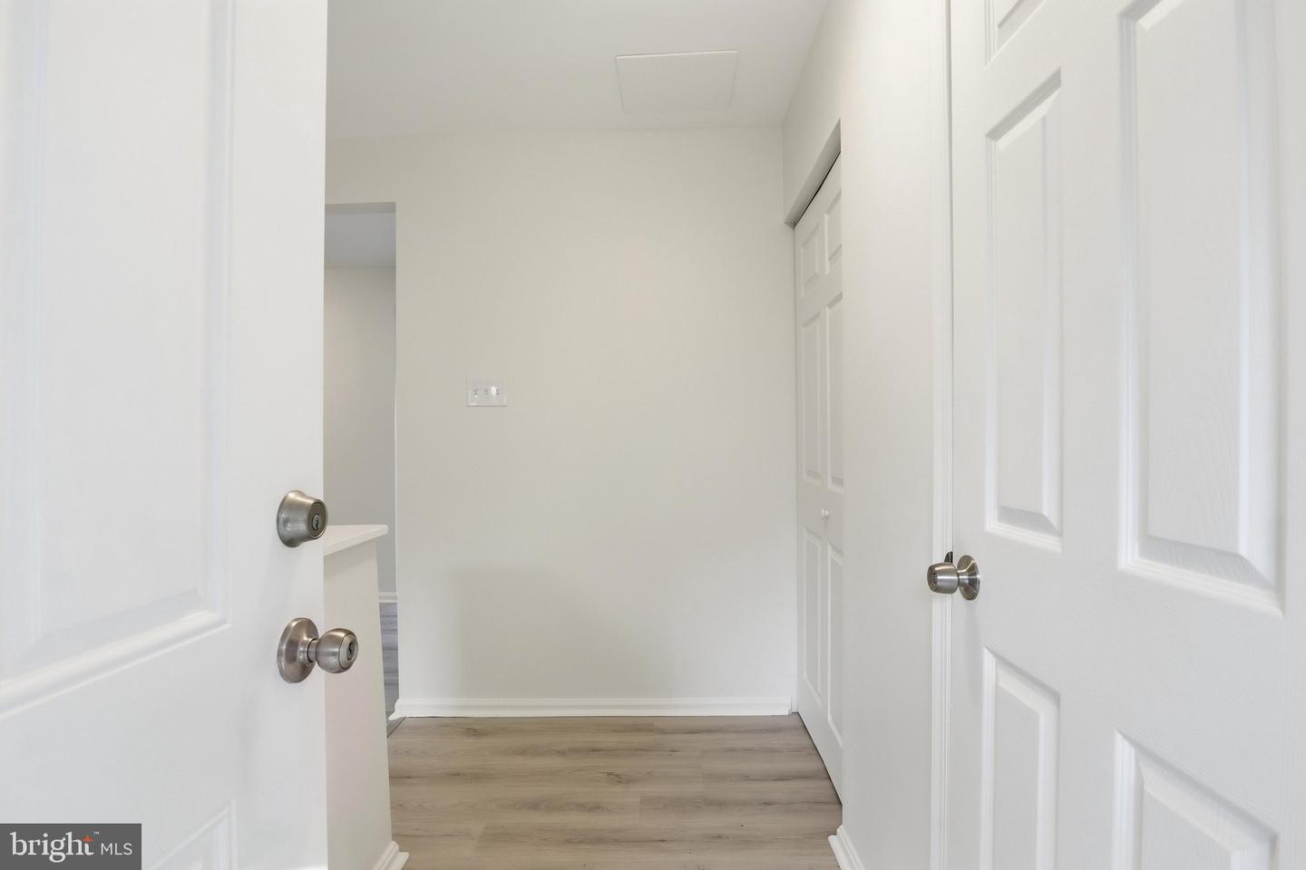 5708 Cedar Ln Property Photo 6
