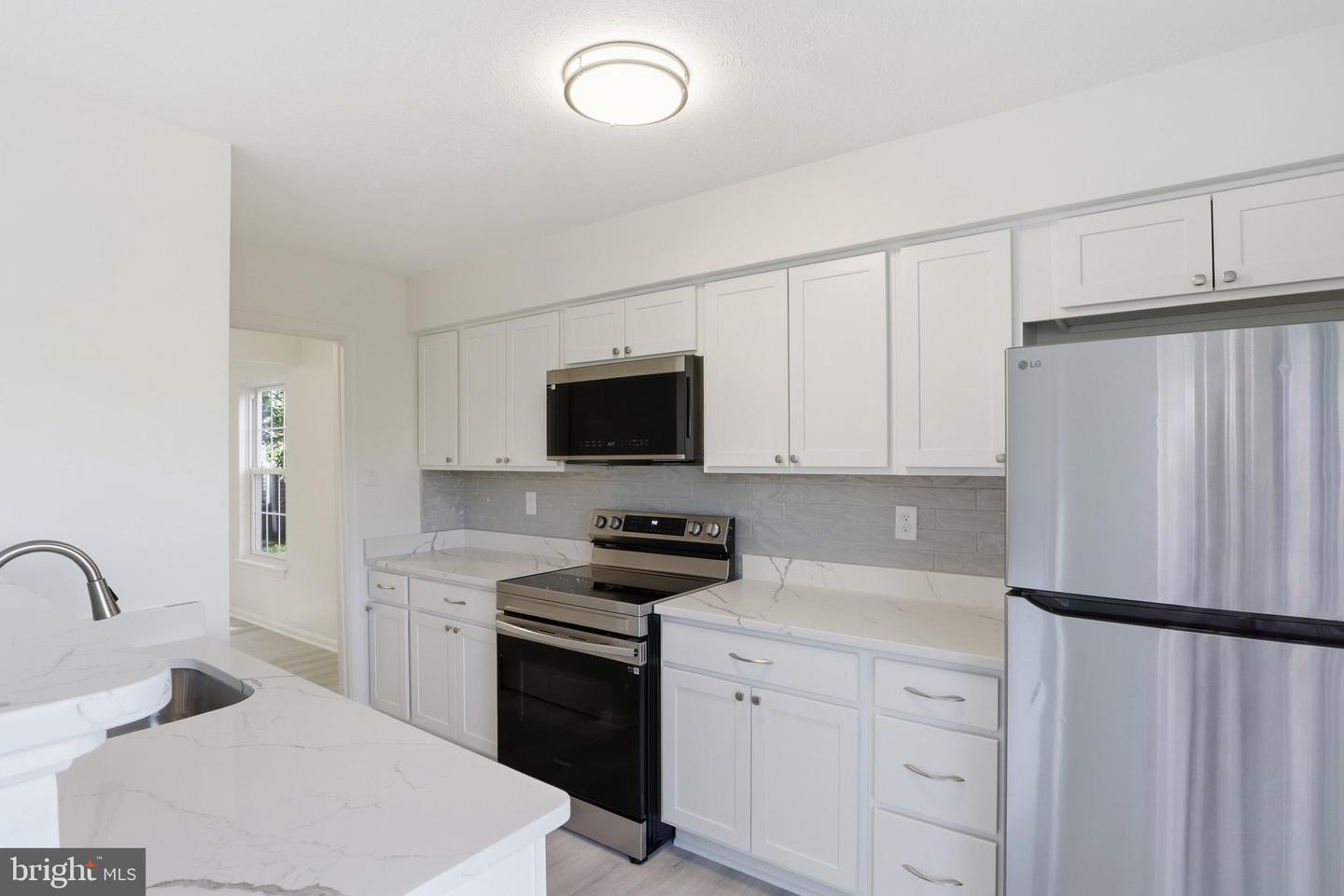 5708 Cedar Ln Property Photo 11