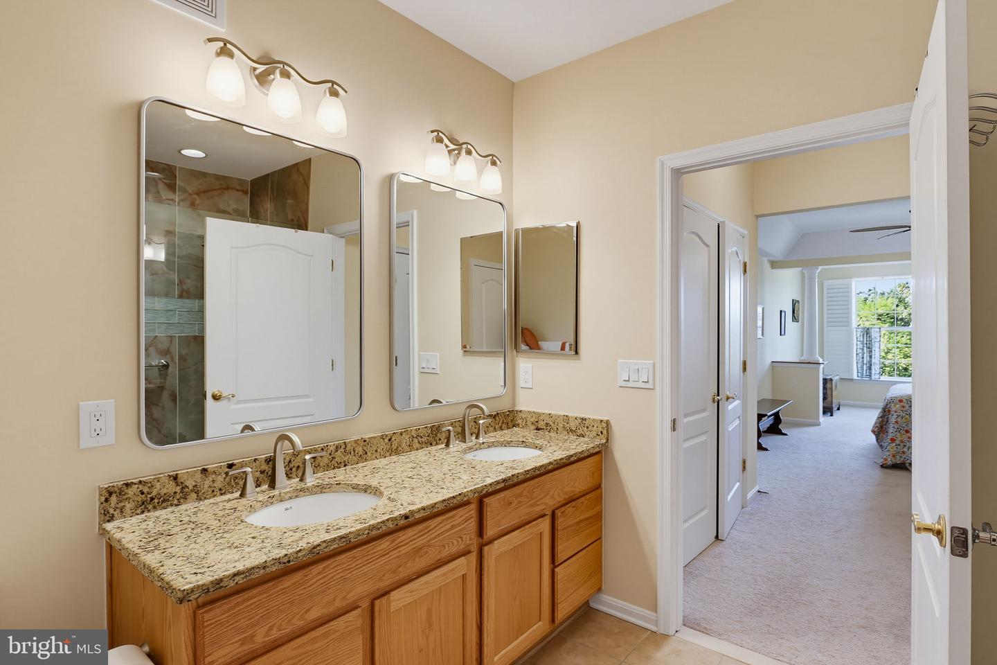 7305 Maplecrest Rd #304 Property Photo 19