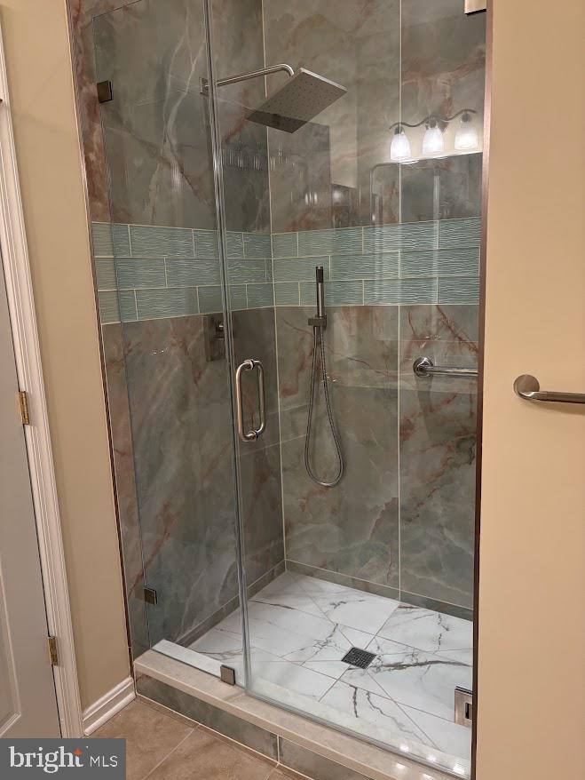 7305 Maplecrest Rd #304 Property Photo 22