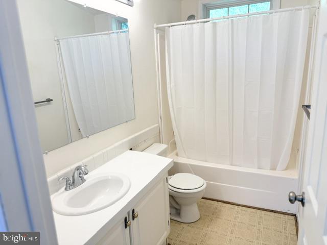 7500 Cove Point Way Property Photo 20