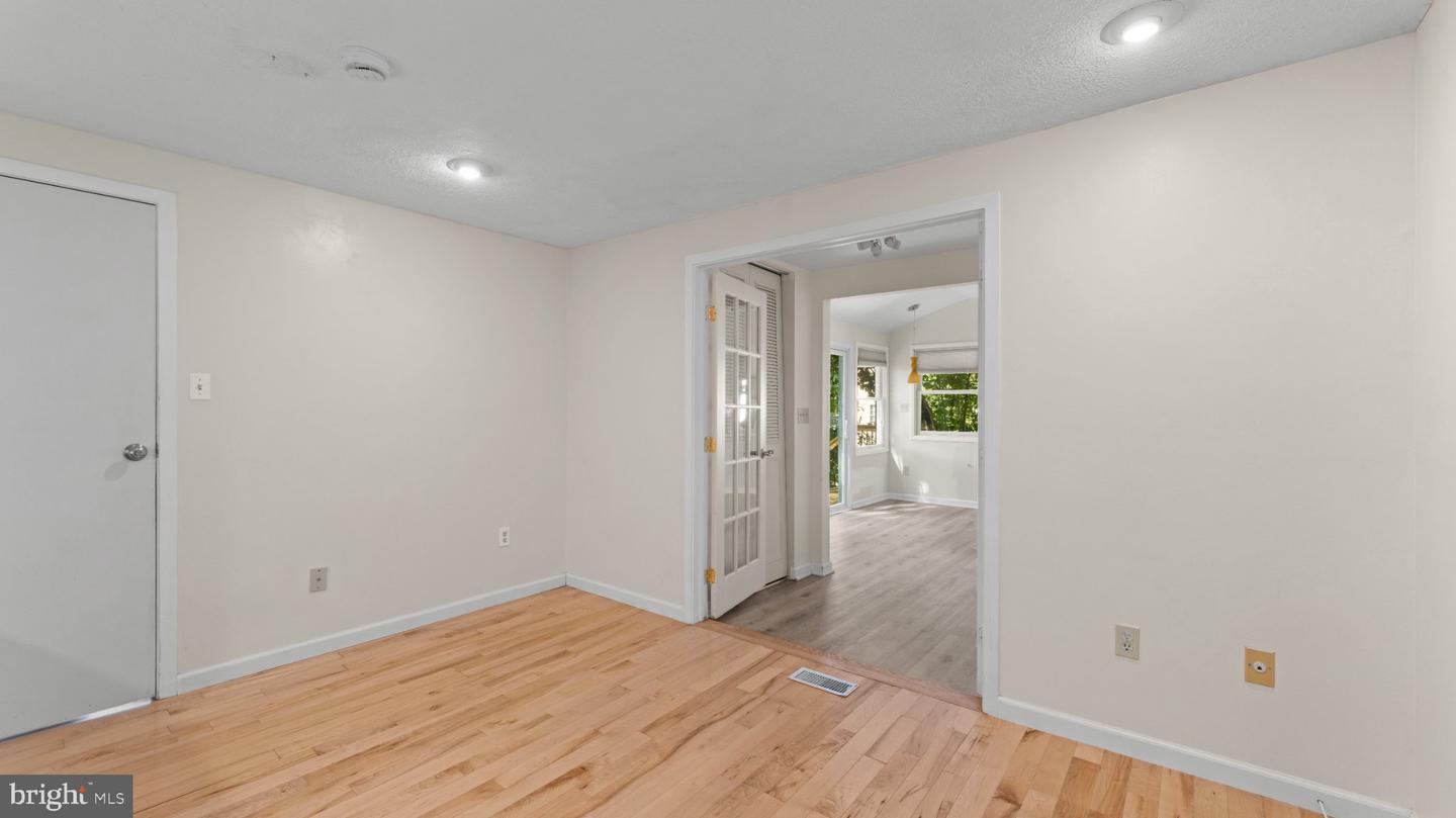 7216 Sleep Soft Cir Property Photo 17