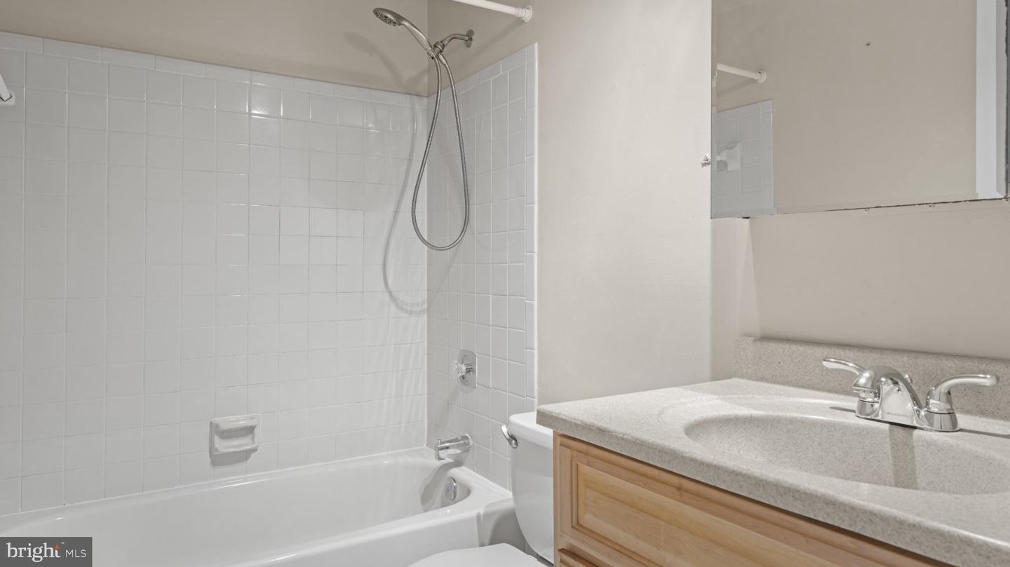 7216 Sleep Soft Cir Property Photo 29
