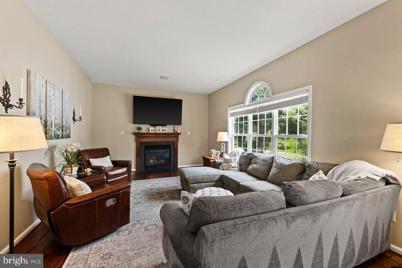 8229 Michaels Rdg Rdg Property Photo 7