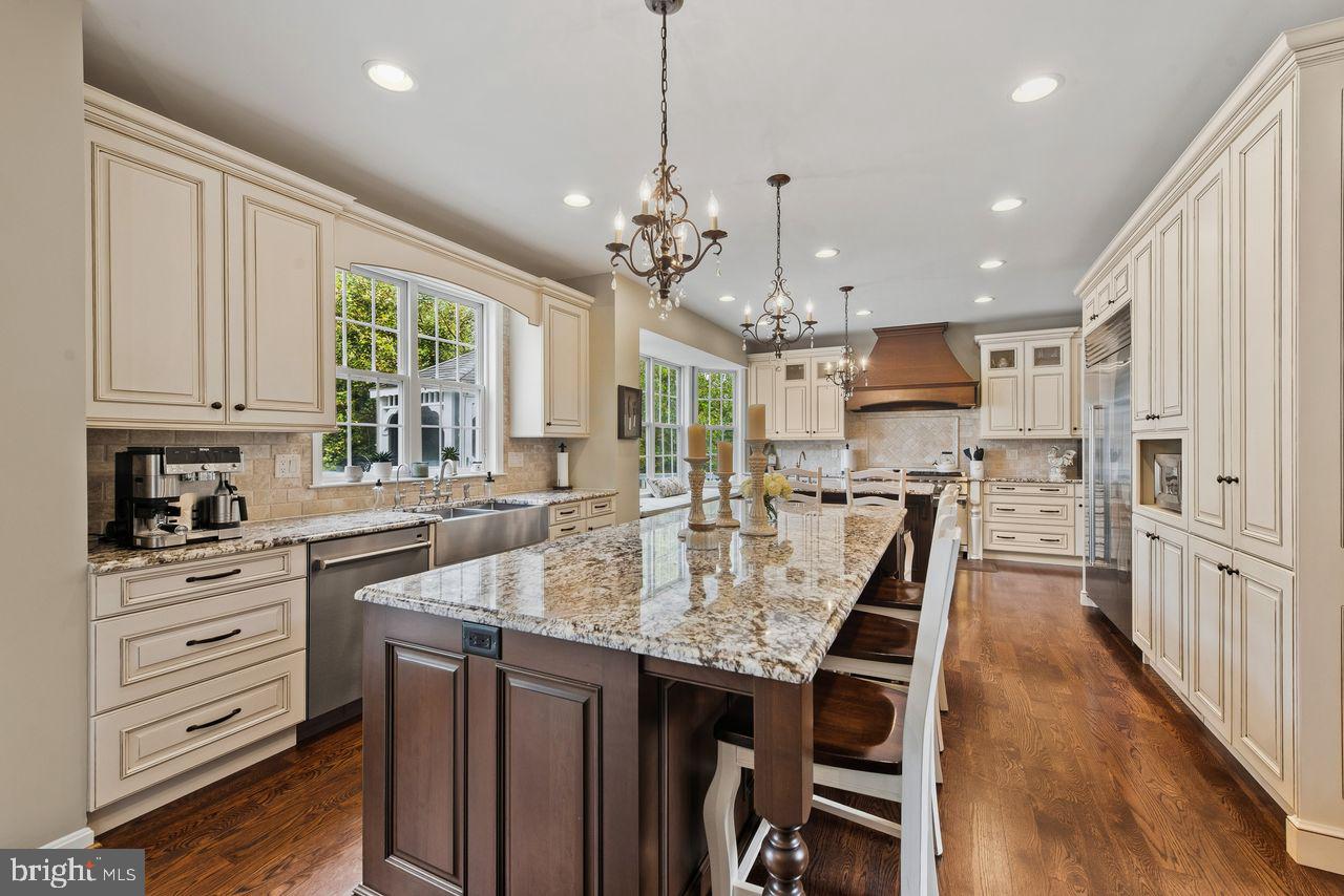 8229 Michaels Rdg Rdg Property Photo 11
