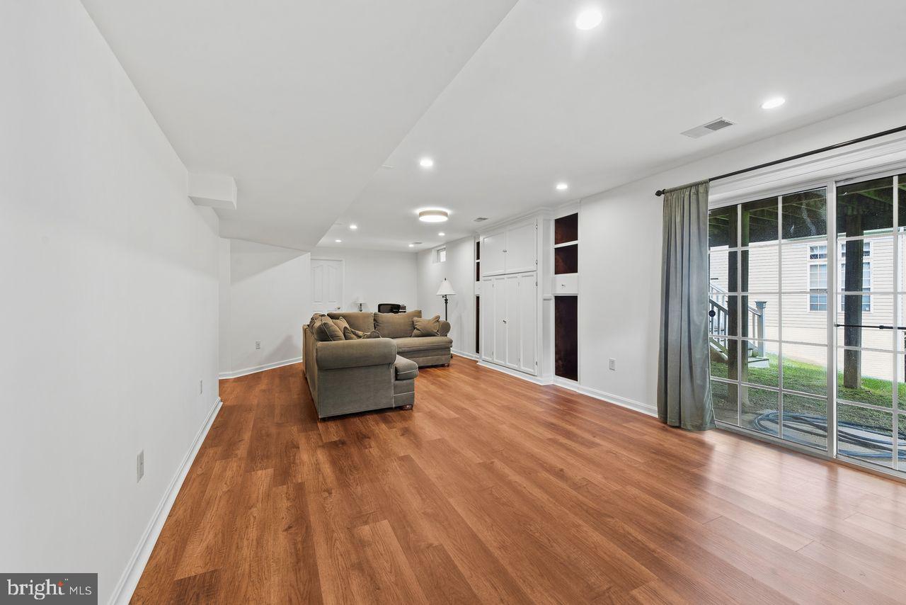 8229 Michaels Rdg Rdg Property Photo 30