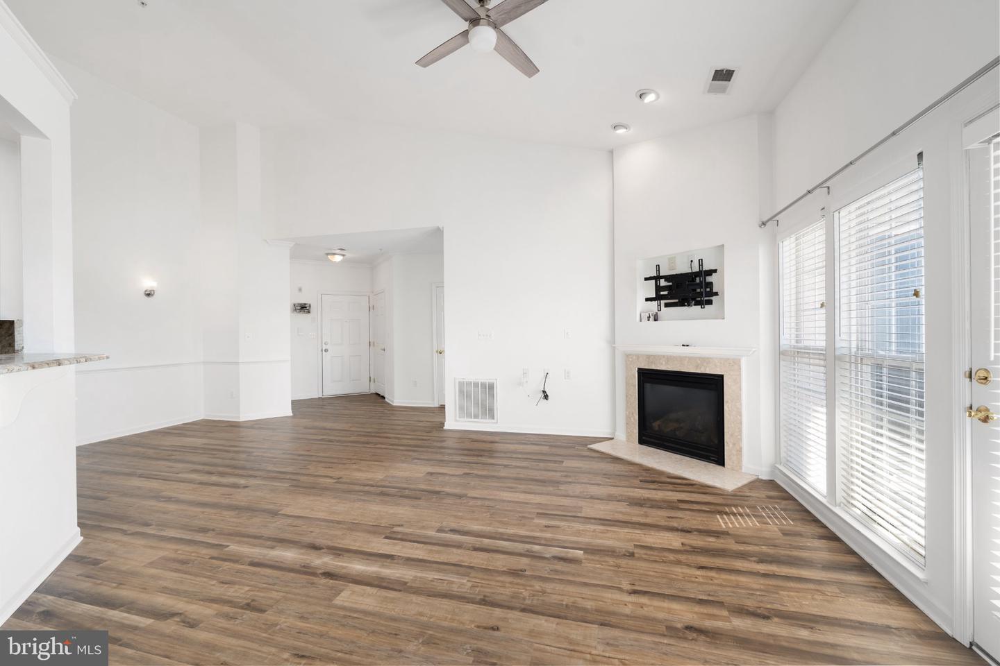 7230 Darby Downs #q Property Photo 7
