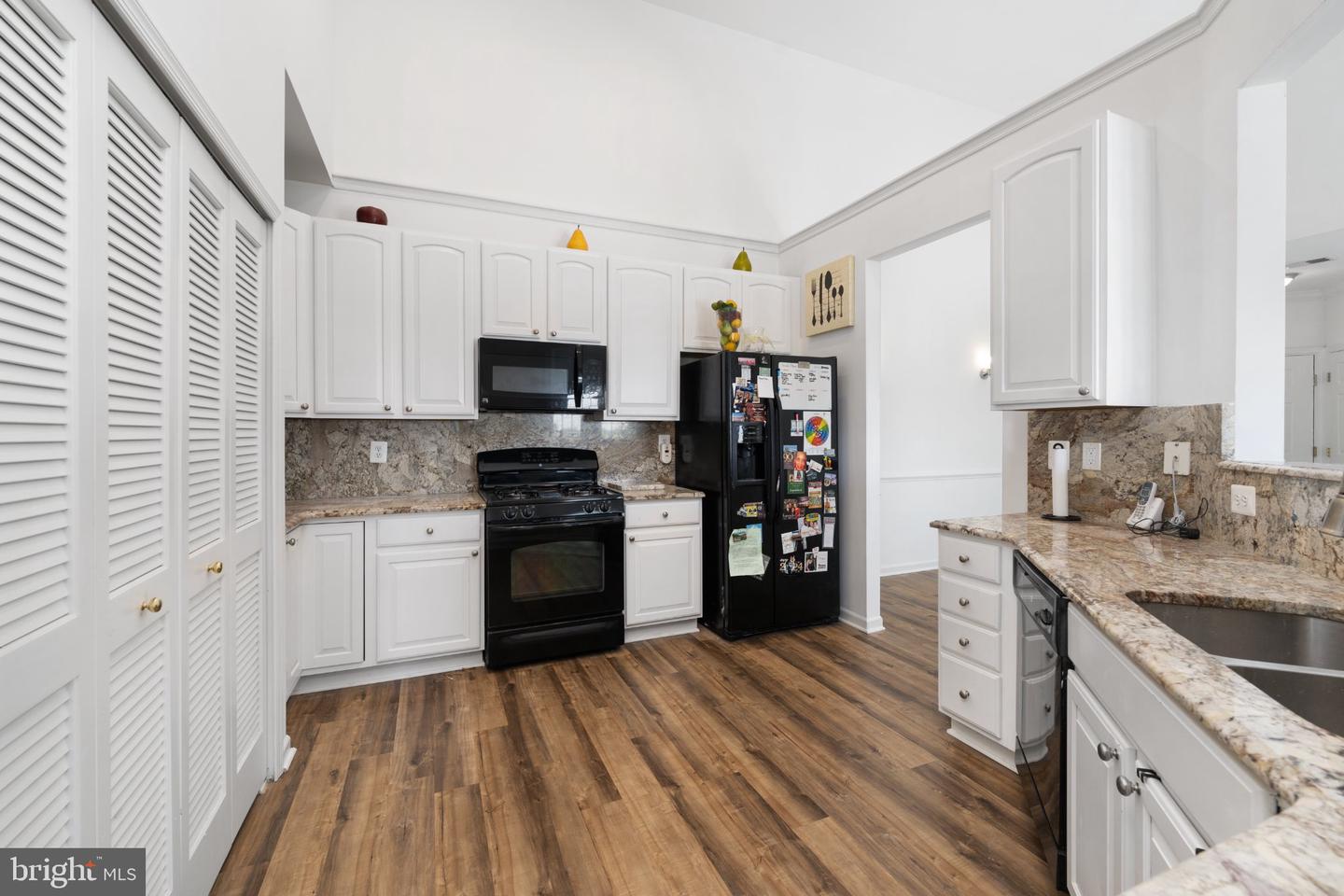7230 Darby Downs #q Property Photo 11